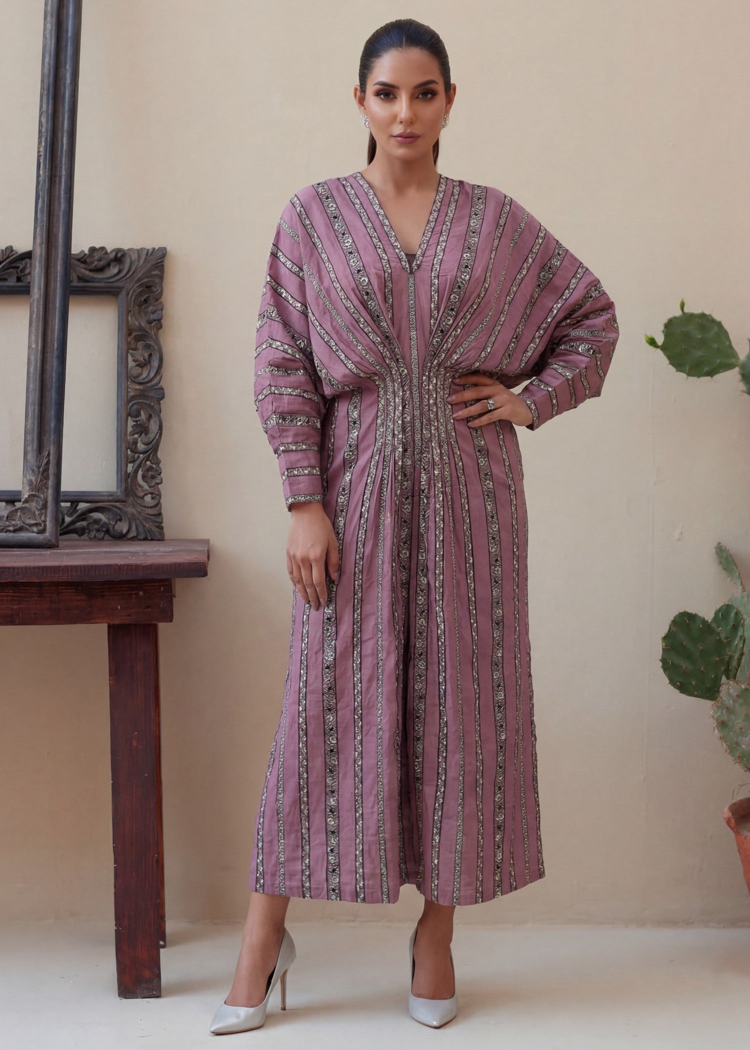 lawn Kaftan in Zinnia pink