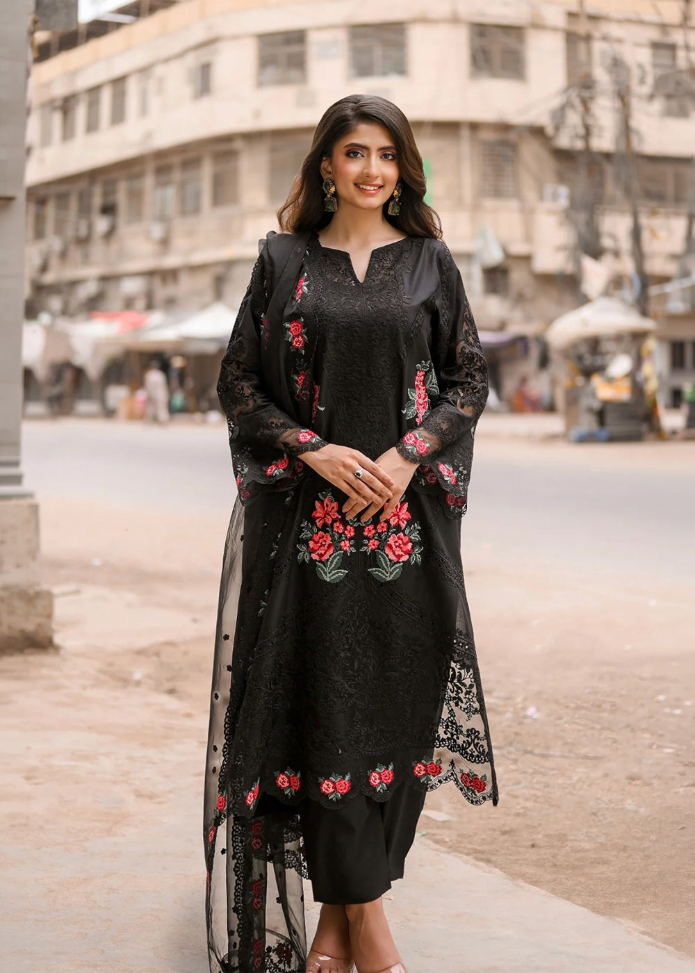 lawn Kurta Set in Deep black