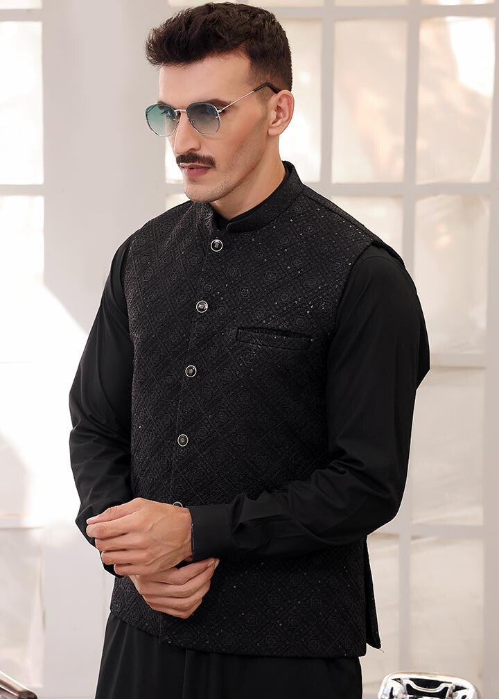 masuri Waistcoat in Black