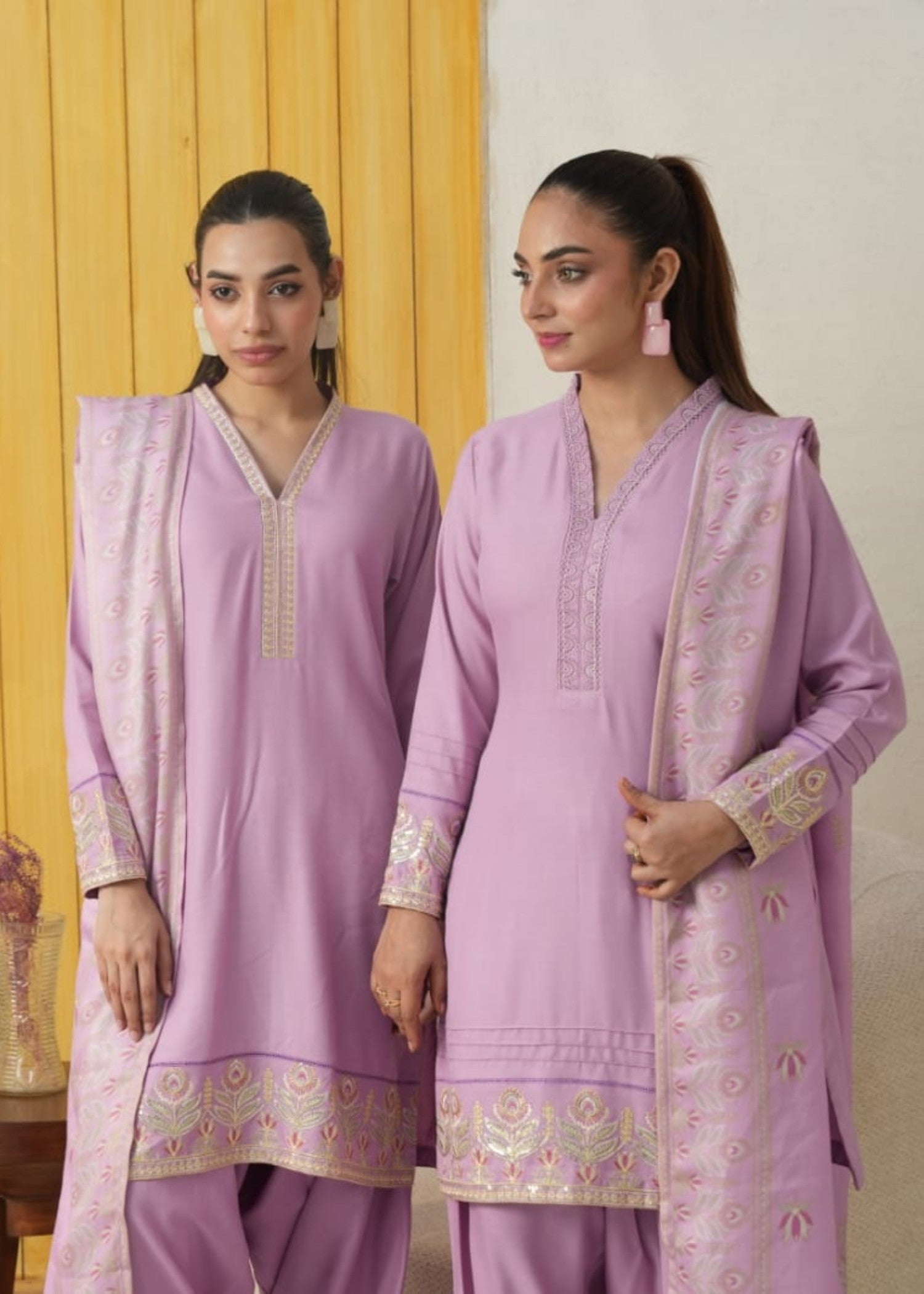 dhanak Kurta Set in Lavender pink