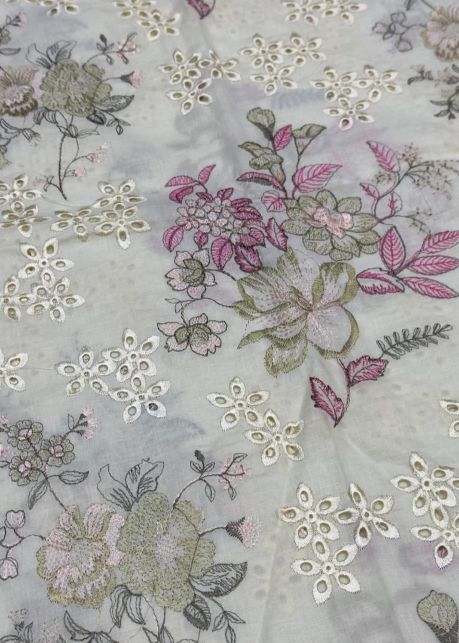lawn Unstitched in Off-white