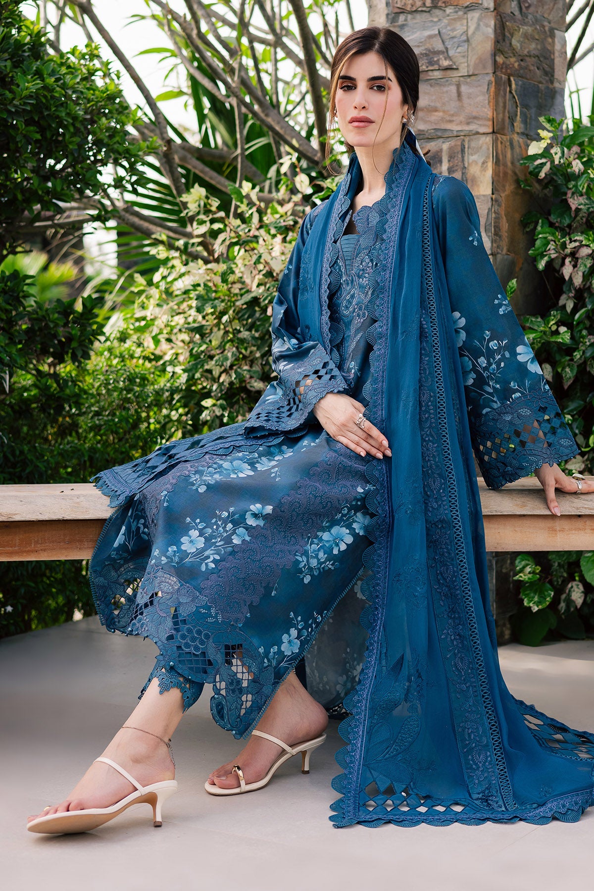 Lily May Lawn – NE-260