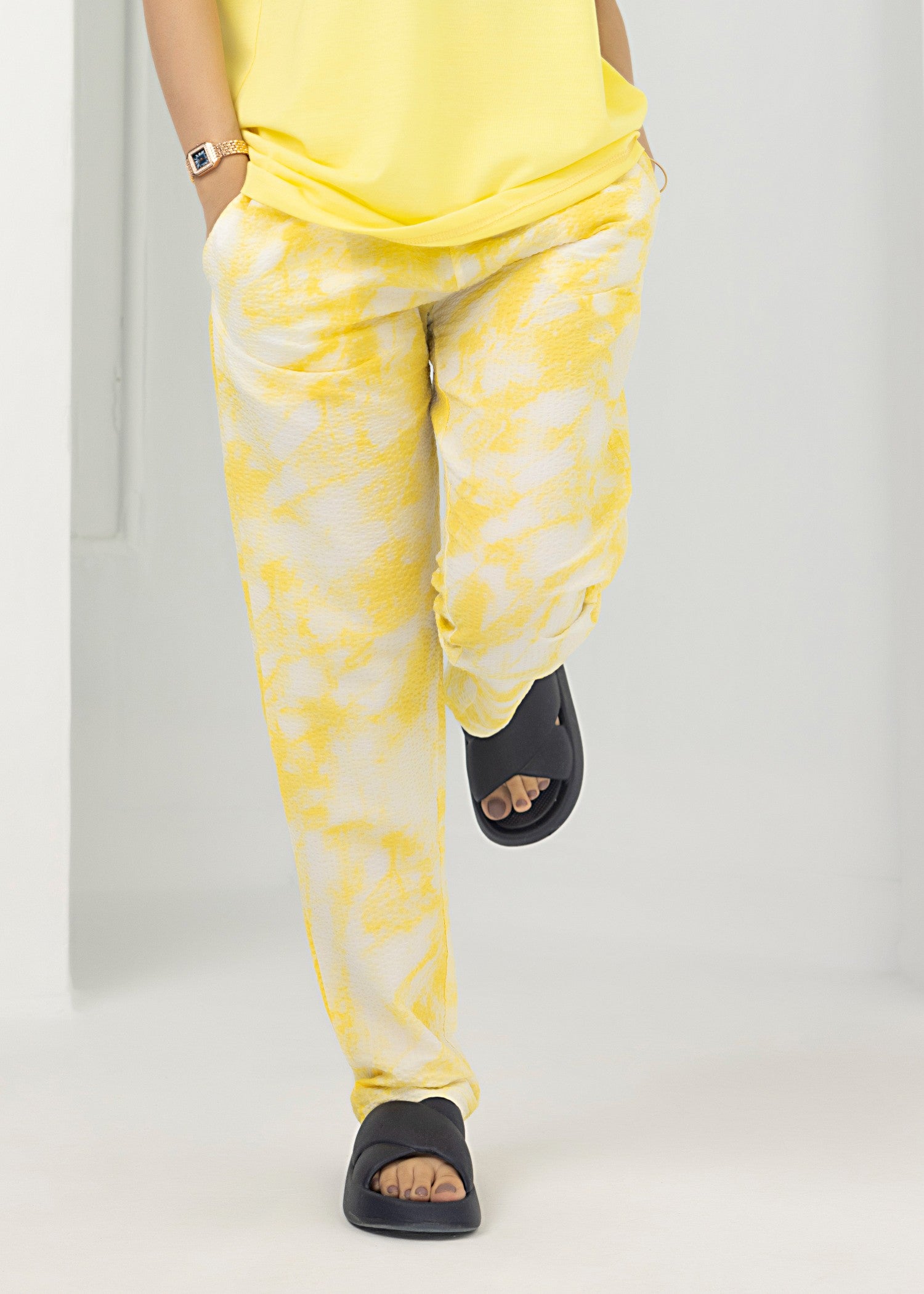 cotton Trousers in Pale yellow