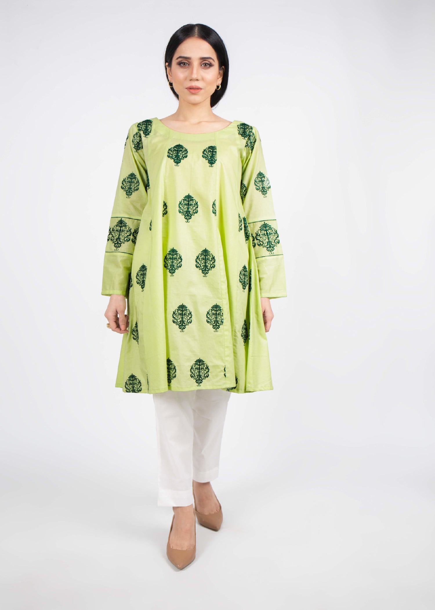 lawn Short Frock in Green