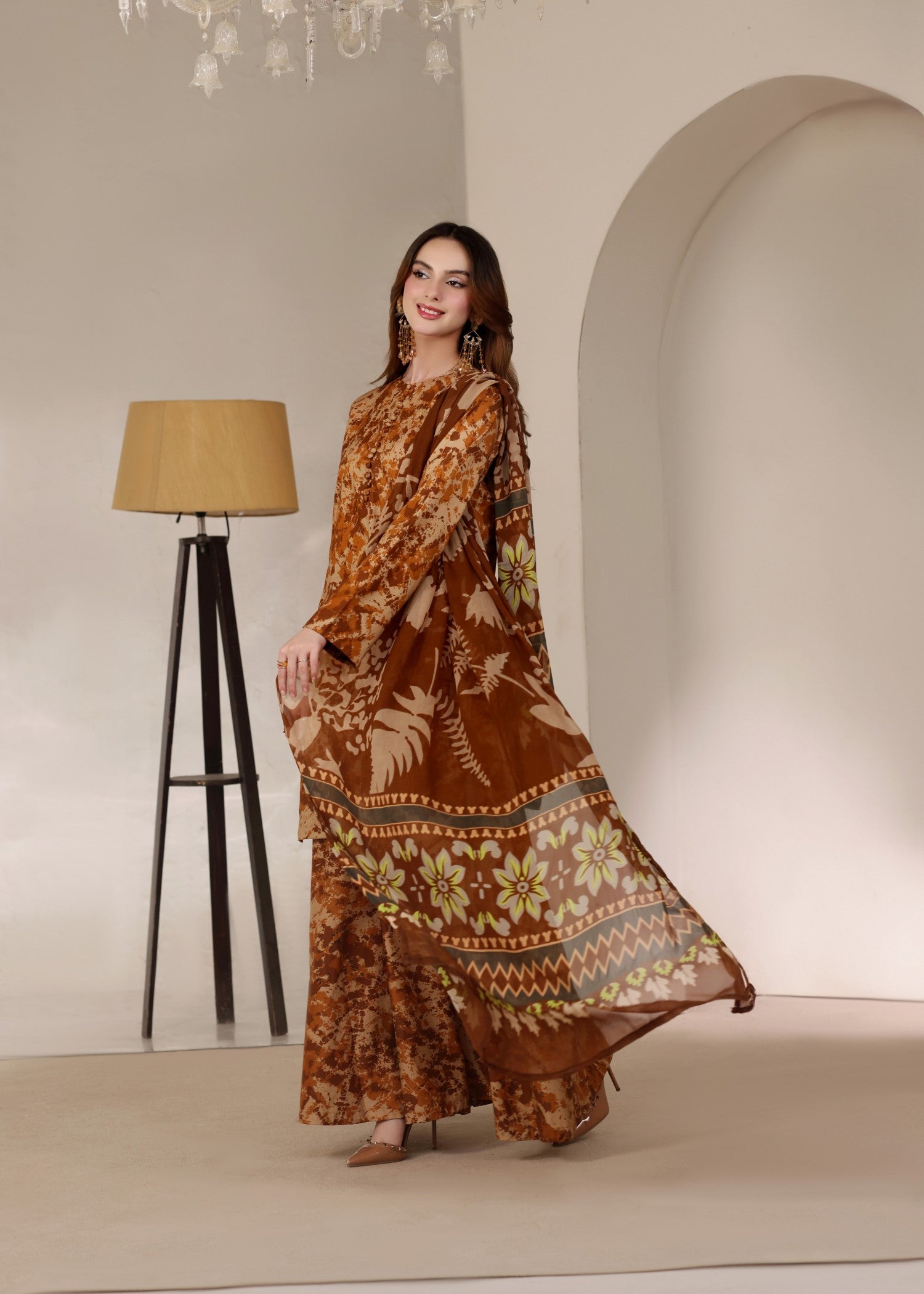 lawn Kurta Set in Hazelwood brown