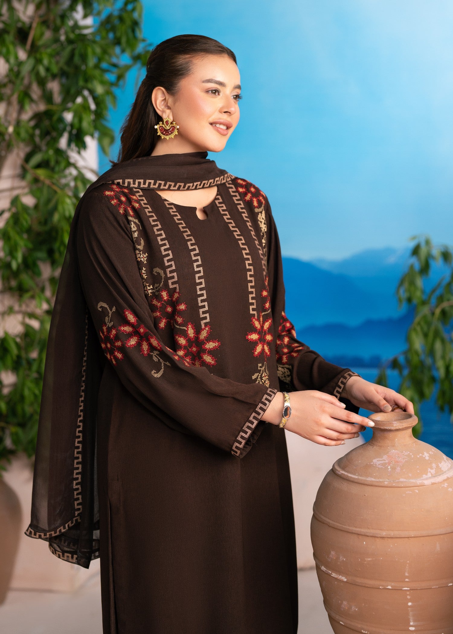 crepe Kurta Set in Coffee brown