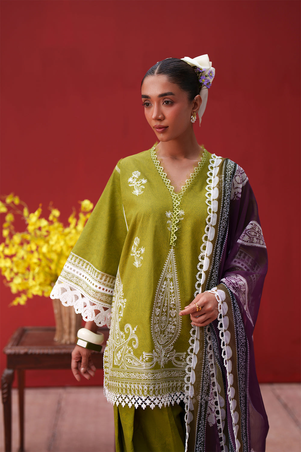 Laanem Luxury Lawn – NERAYA-A-SRL26-07
