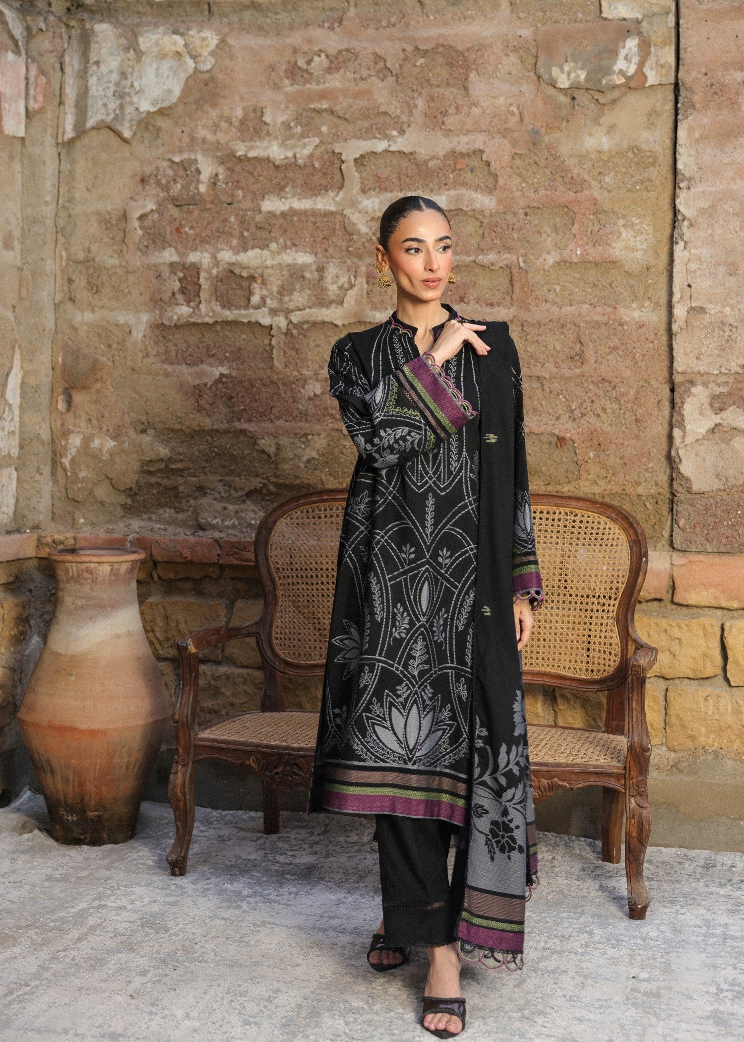 jacquard viscose Unstitched in Black