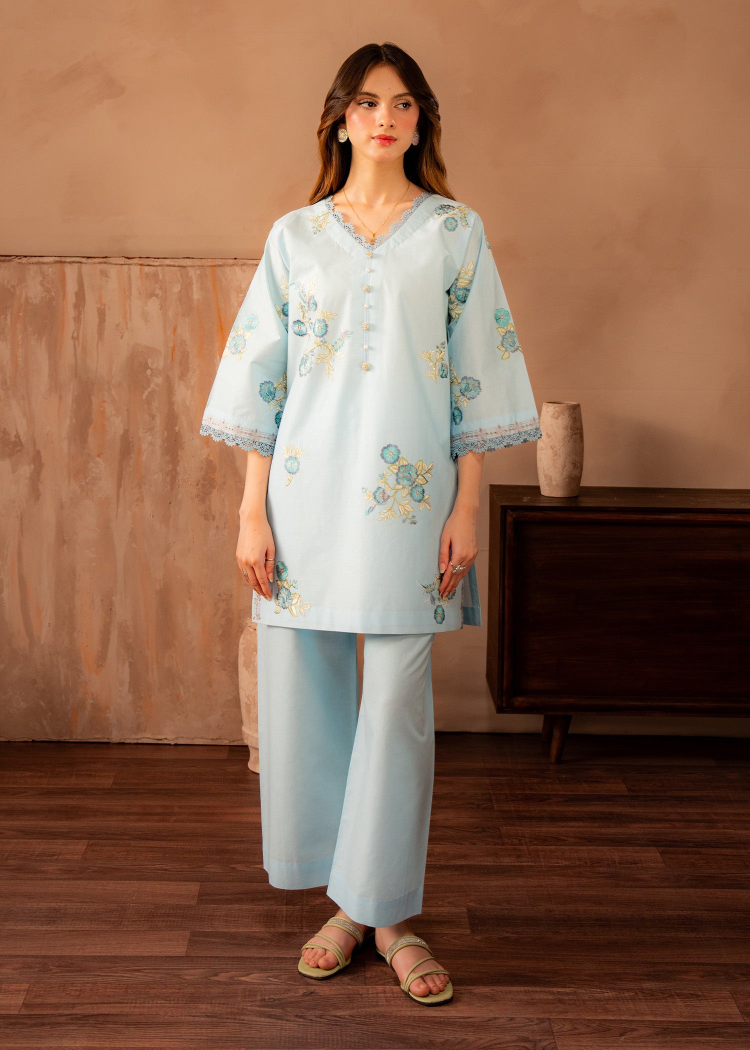 lawn Kurta Set in White, sky