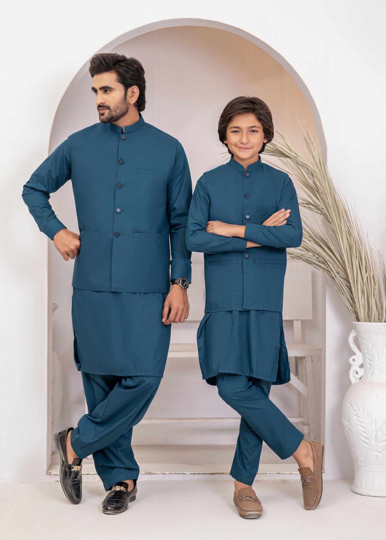jamawar Waistcoat in Pacific blue
