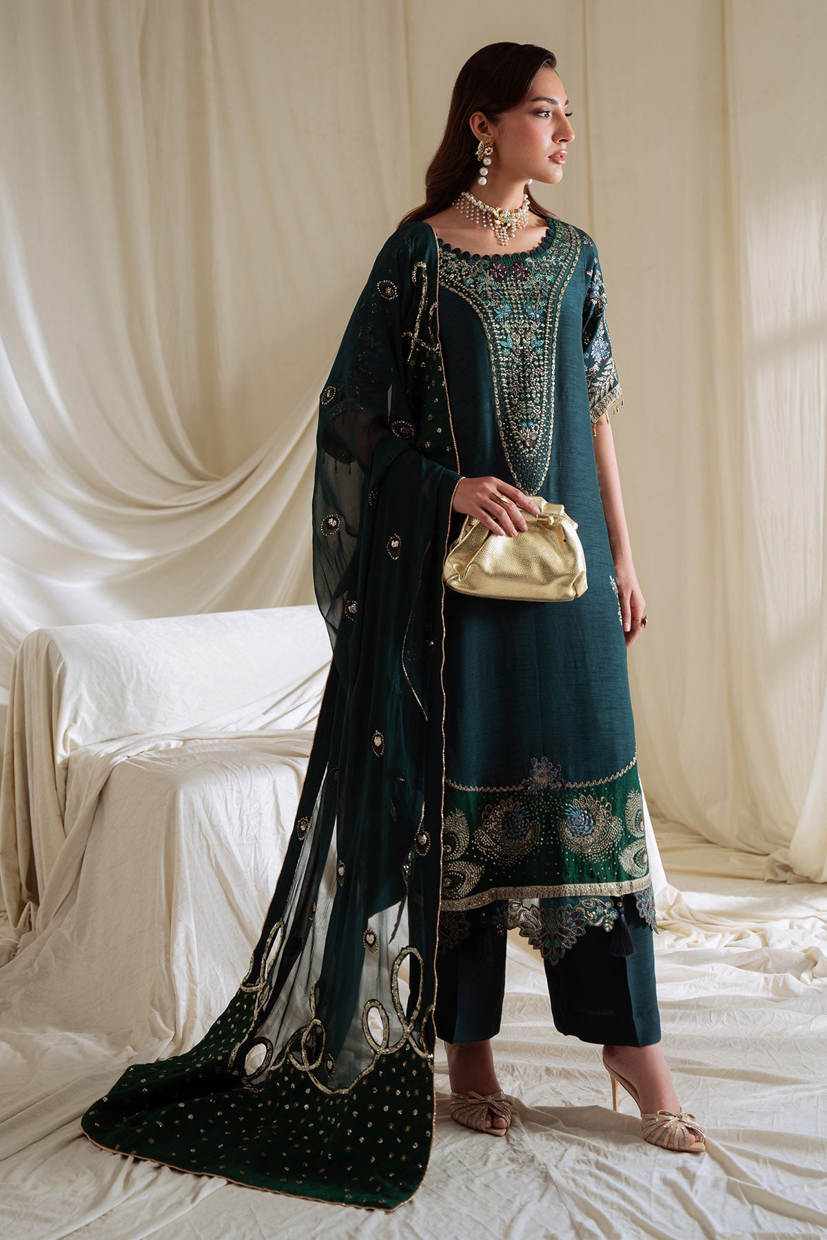Omara Eid Formals – NEL-90