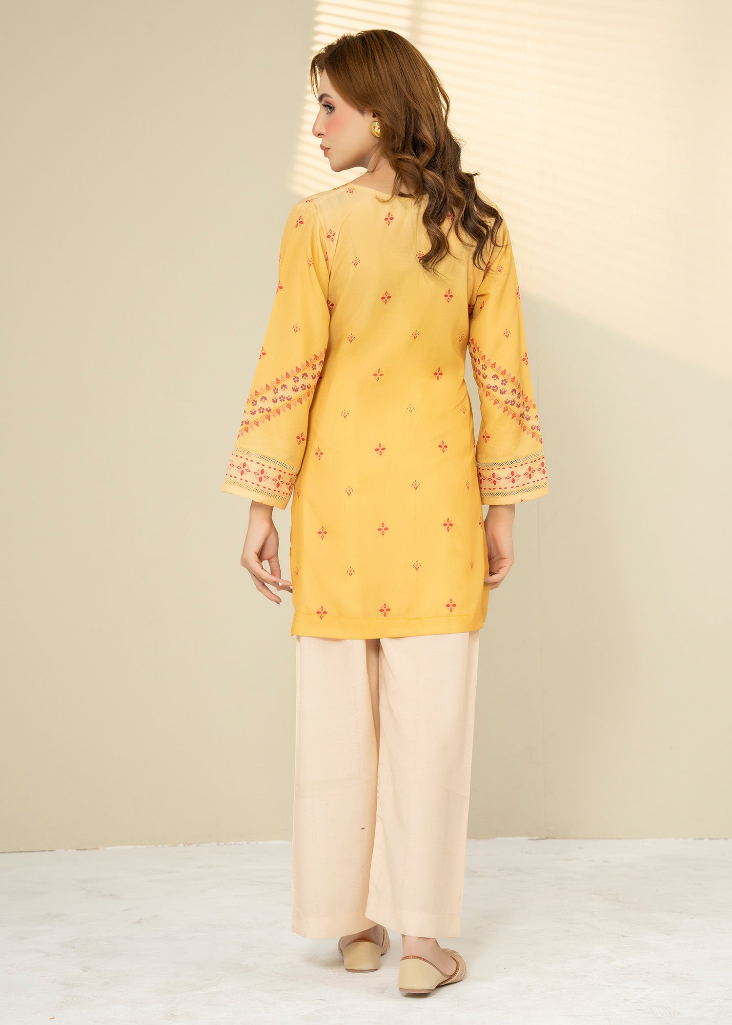 lawn Kurta Set in Yellow, beige