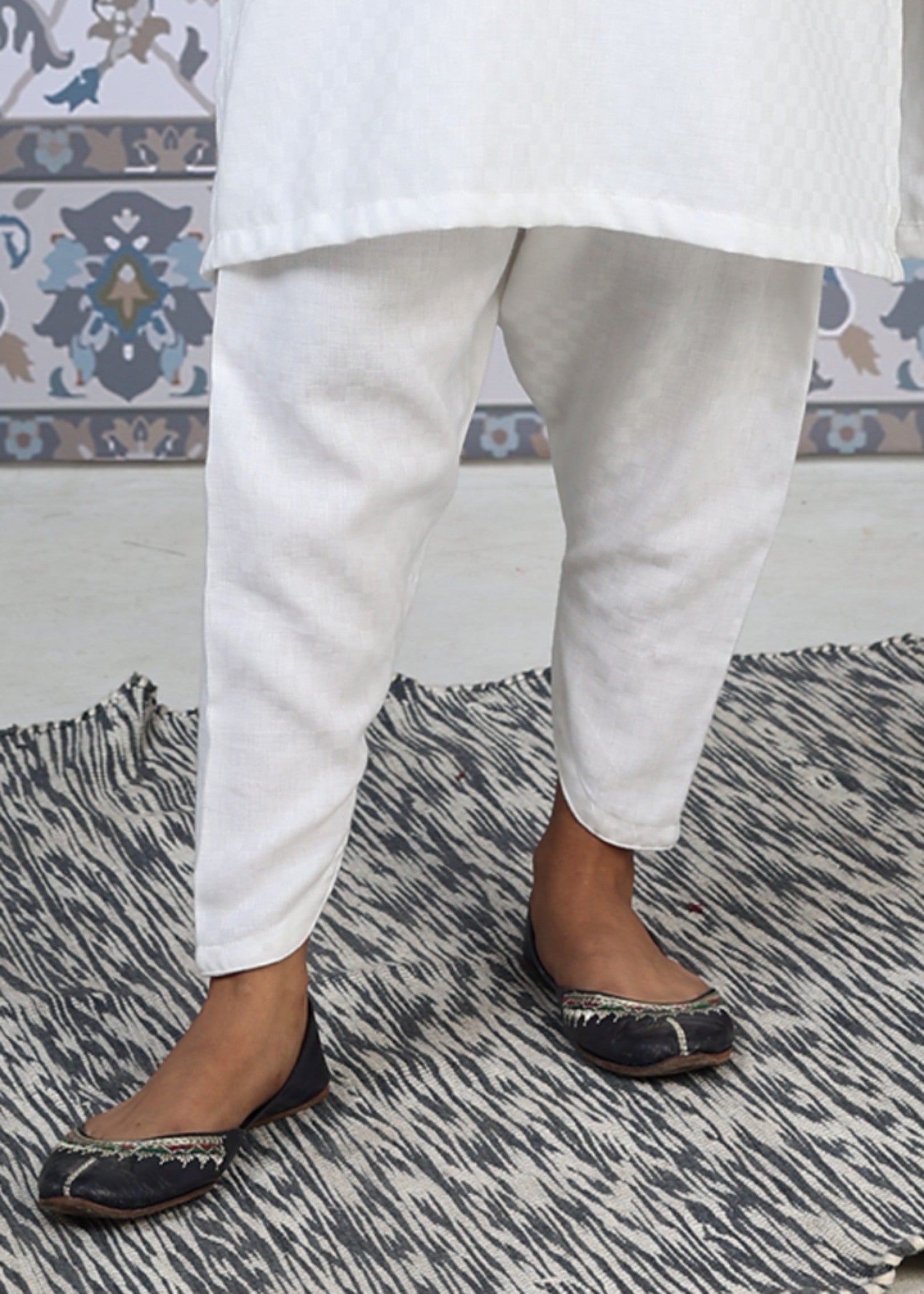 self jacquard Kurta Set in Off-white