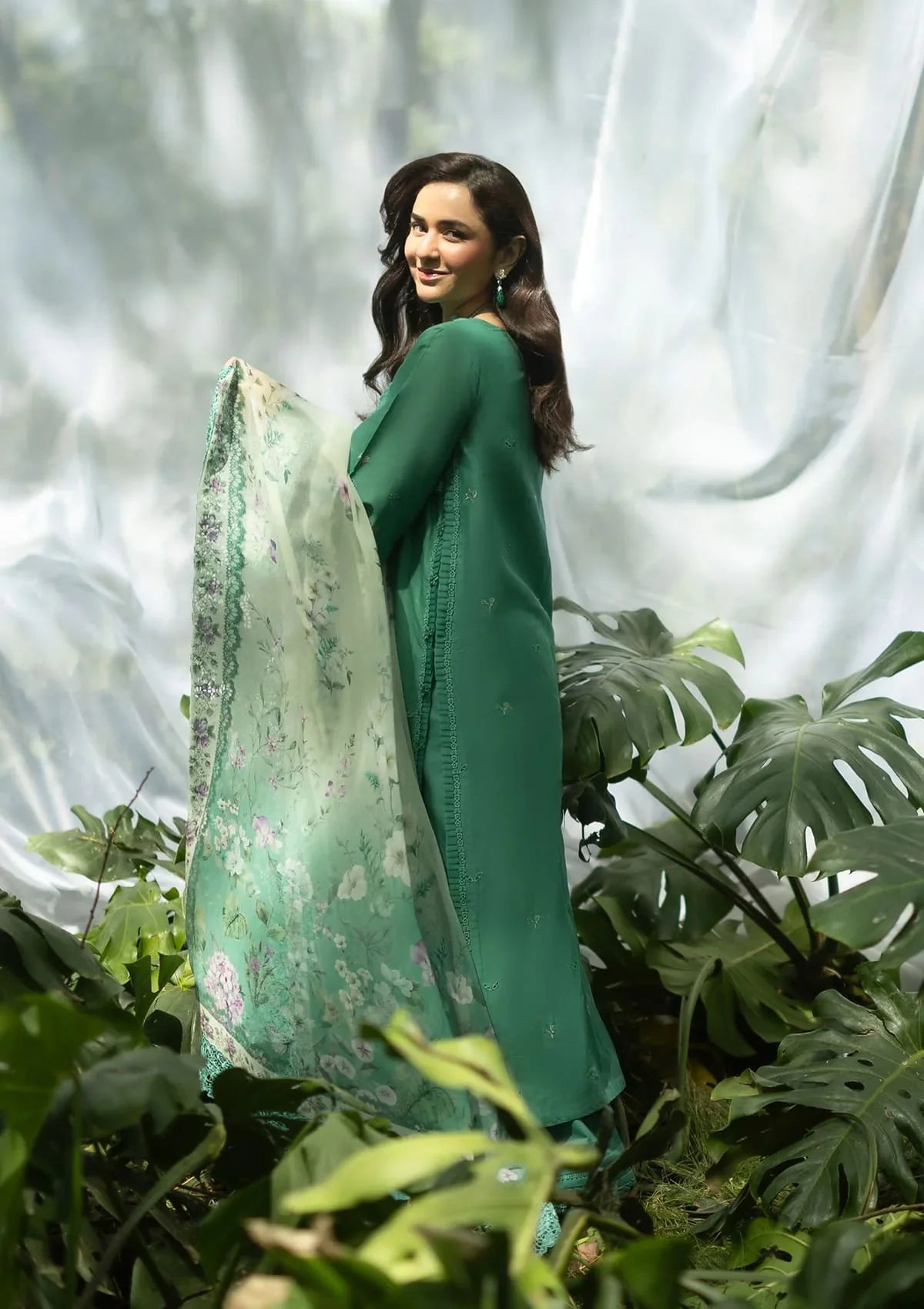 Luxury Lawn – ELQ-2a Lover's Eden