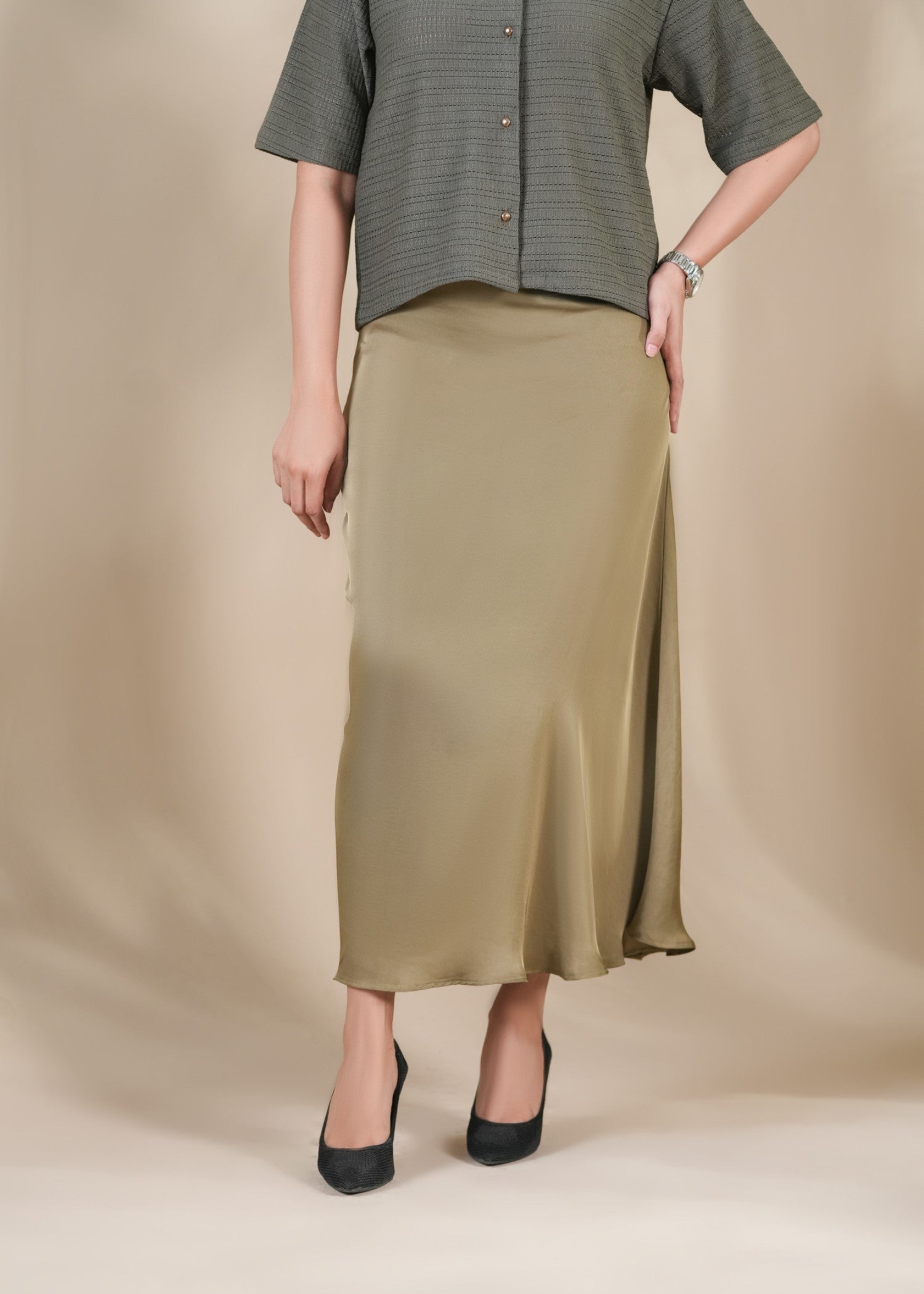 satin silk Skirt in Olive green