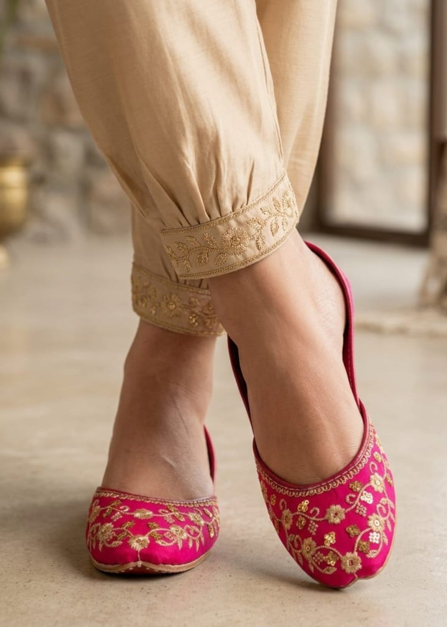 Khussa in Raspberry pink by - High Quality Women Khussa GNC7130