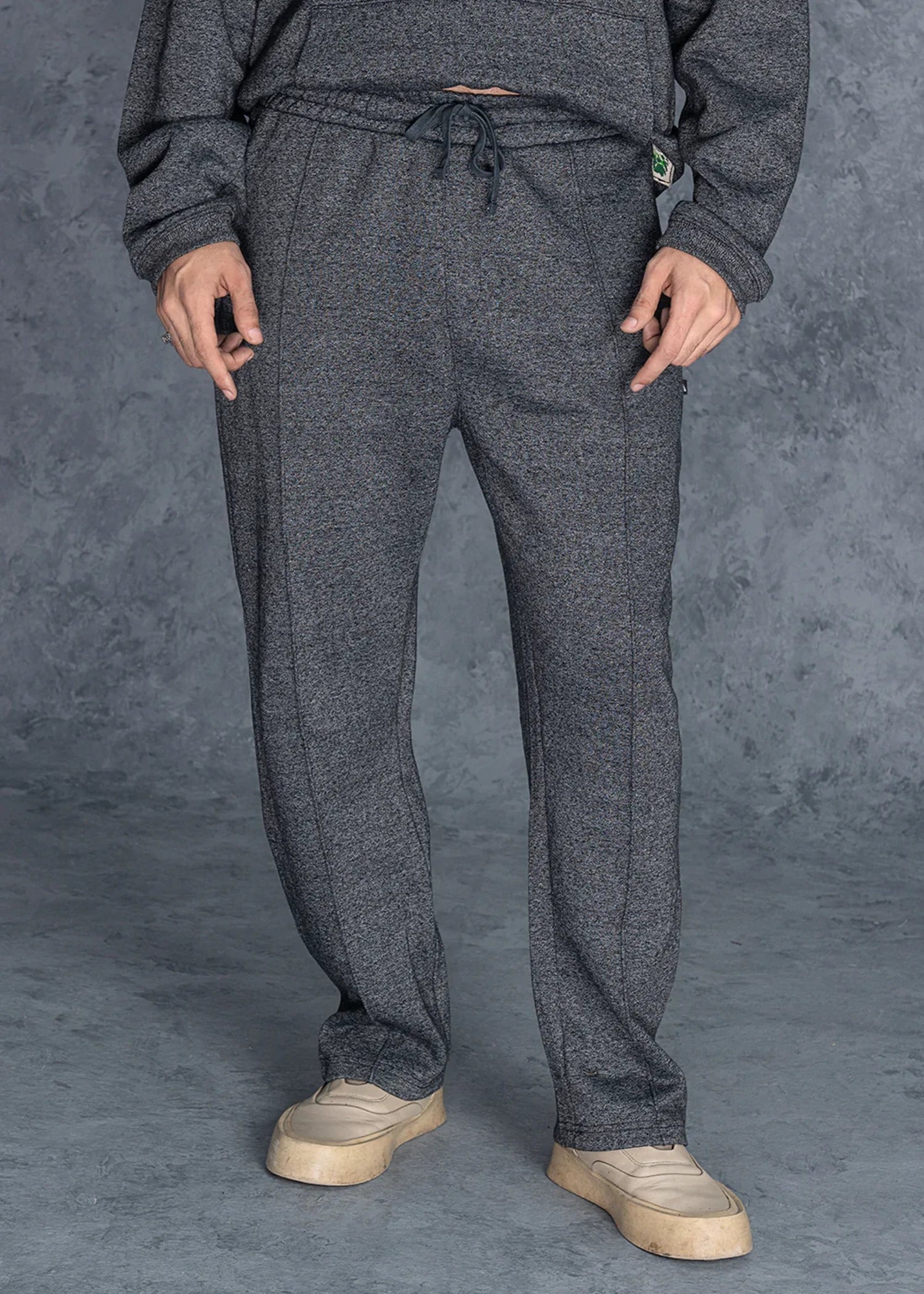 fleece Trousers in Charcoal black