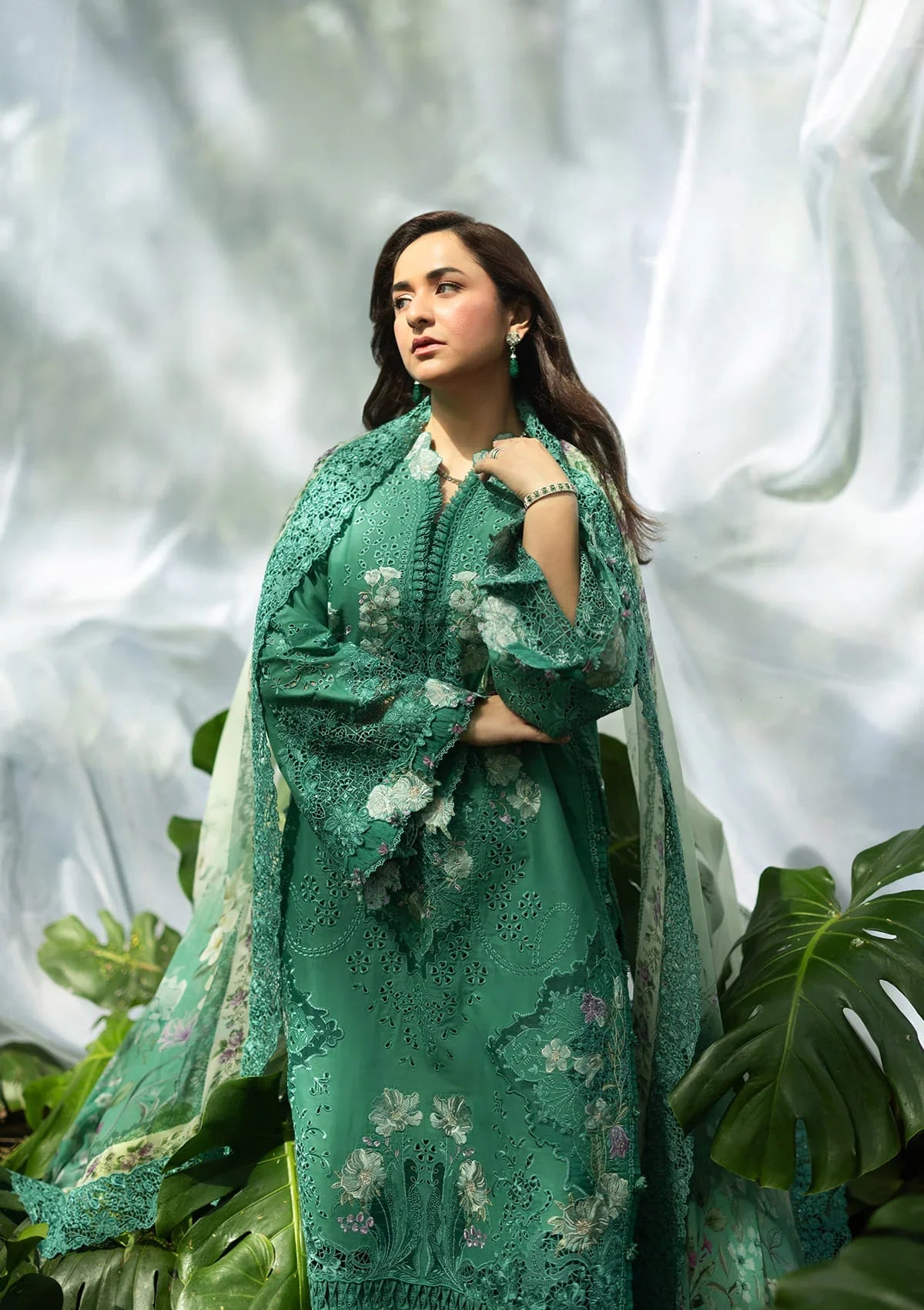 Luxury Lawn – ELQ-2a Lover's Eden