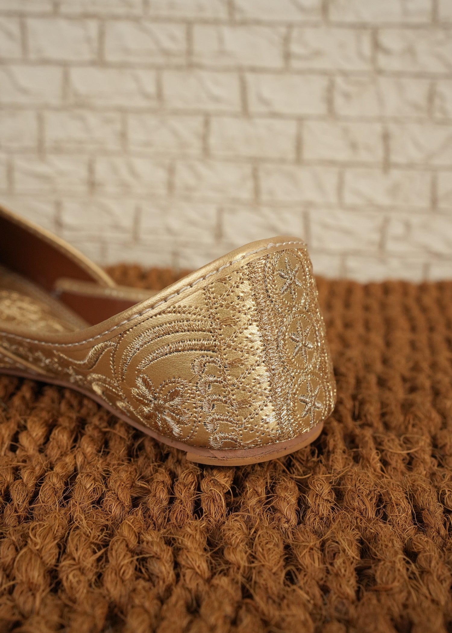 Khussa in Gold by - High Quality Women Khussa BVQ8065