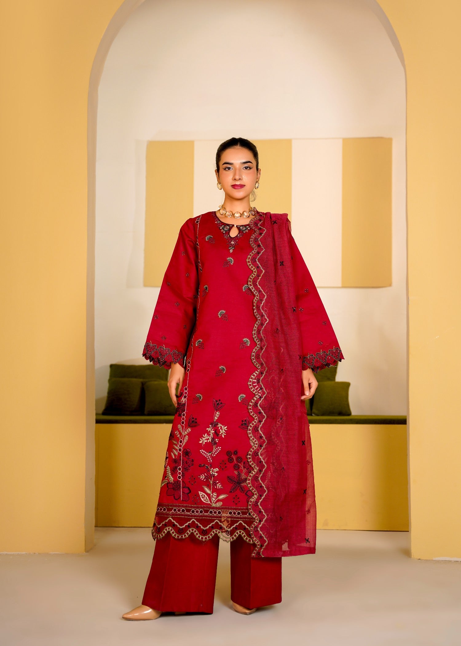 slub lawn Unstitched in Crimson