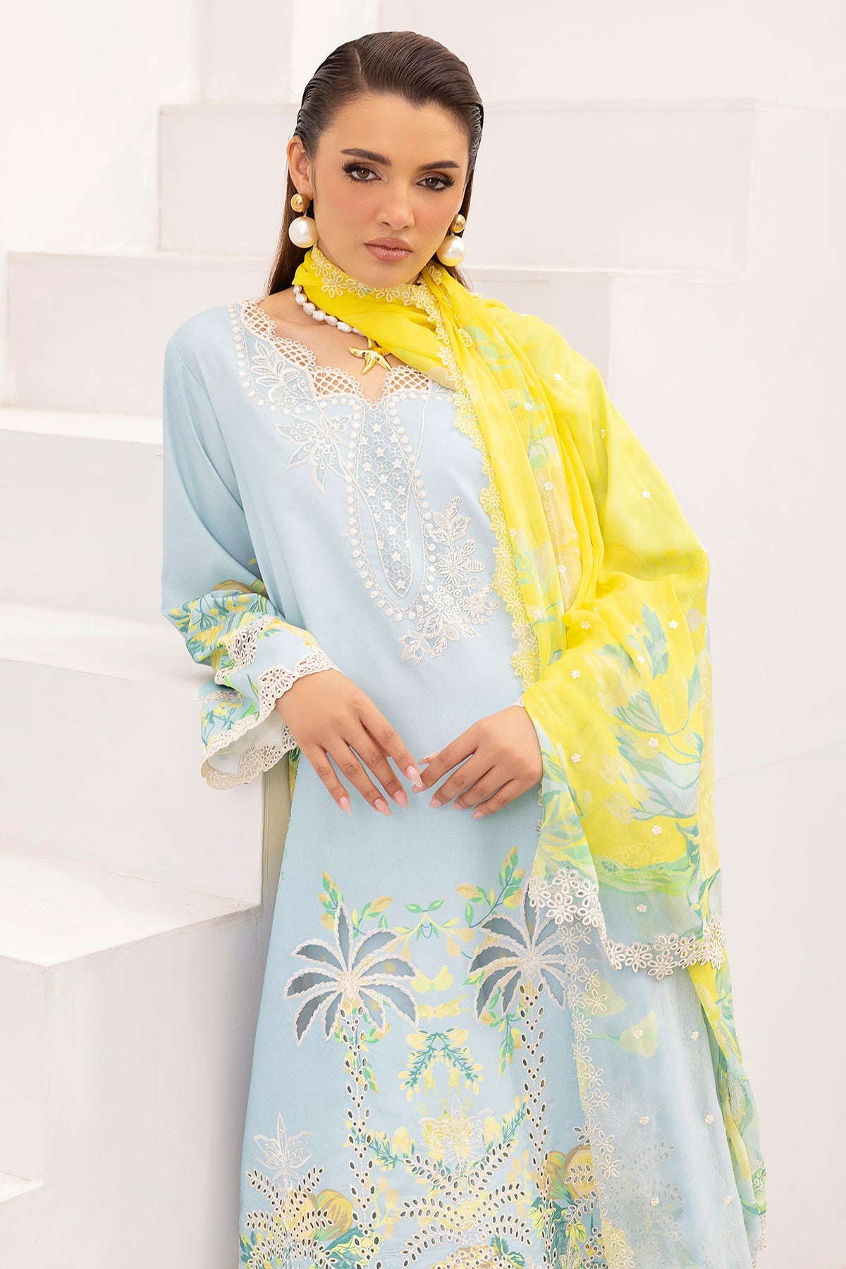 Rang-e-Bahar Lawn – CRB6-25