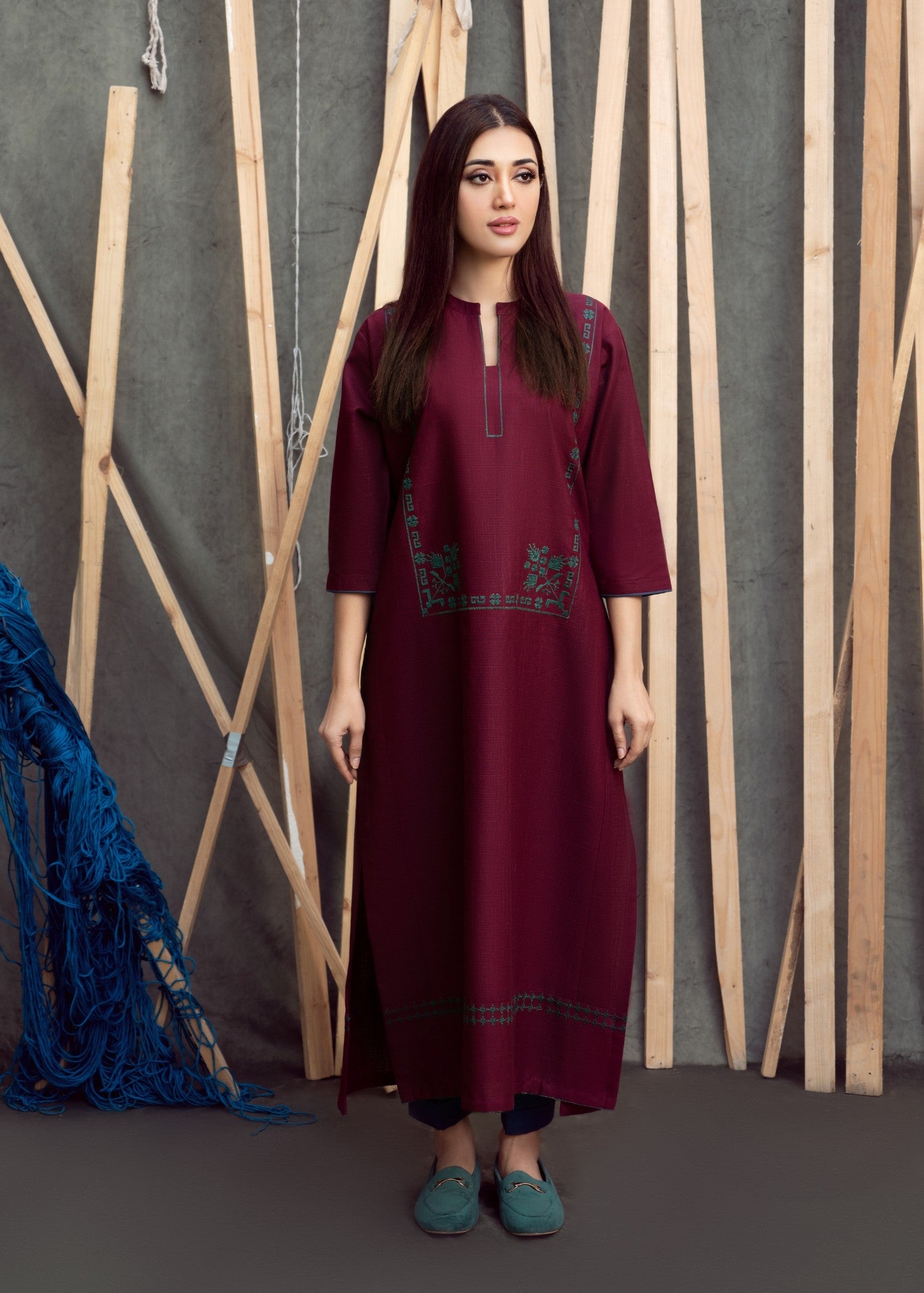 slub khaddar Kurta Set in Teal, maroon