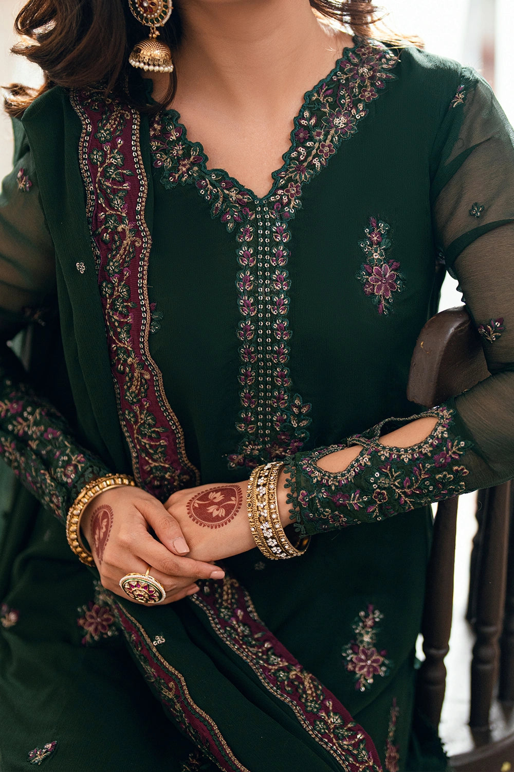 bemberg crinkle chiffon Kurta Set in Green