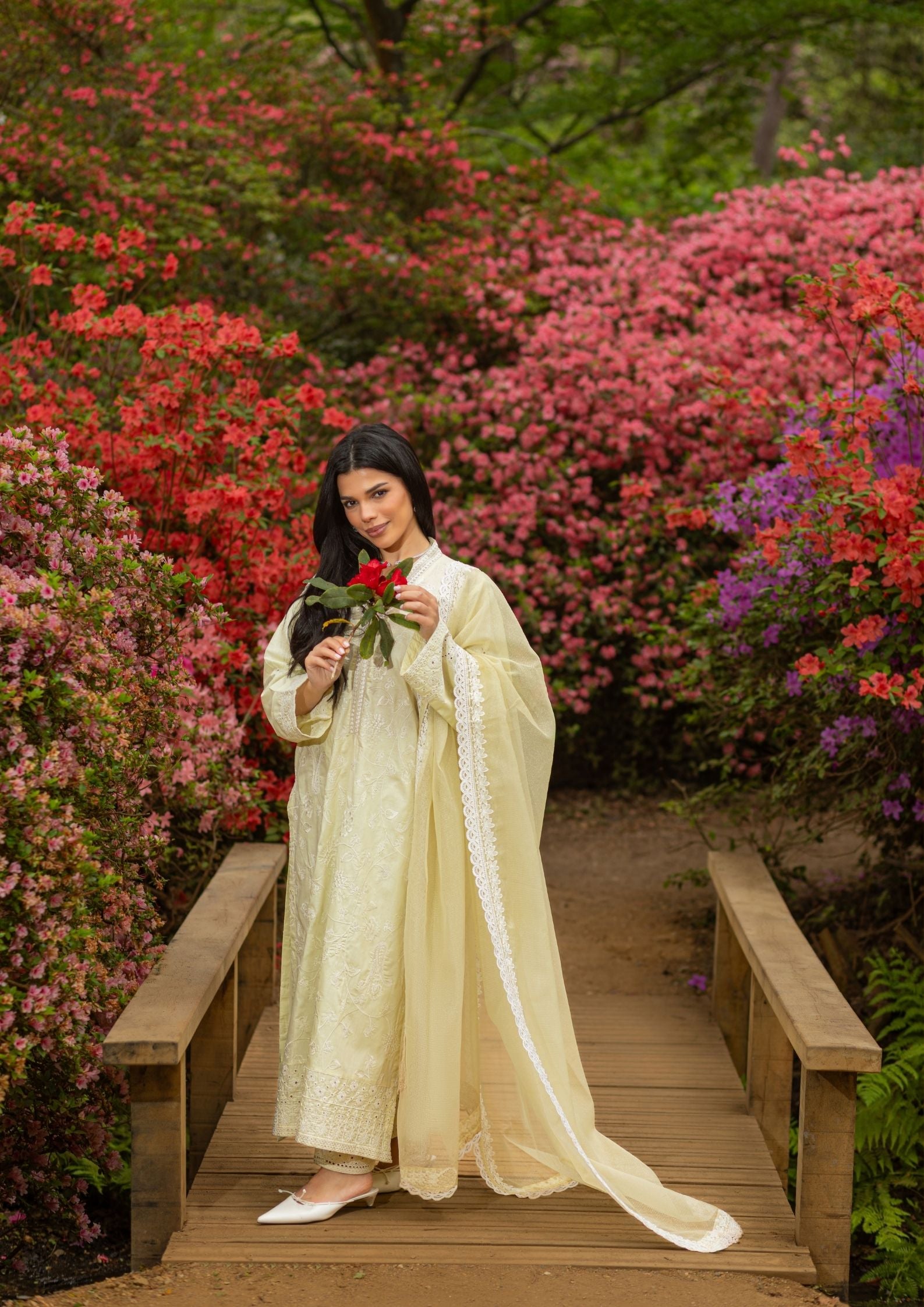 lawn cotton Kurta Set in Light yellow
