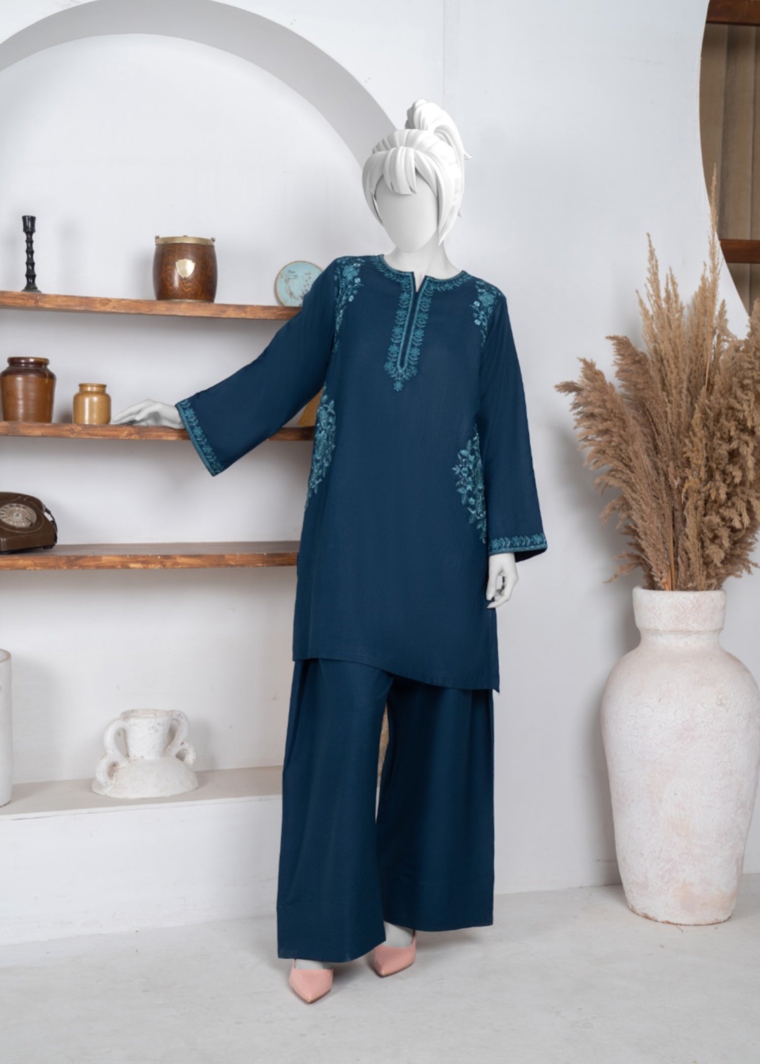 karandi Kurta Set in Teal