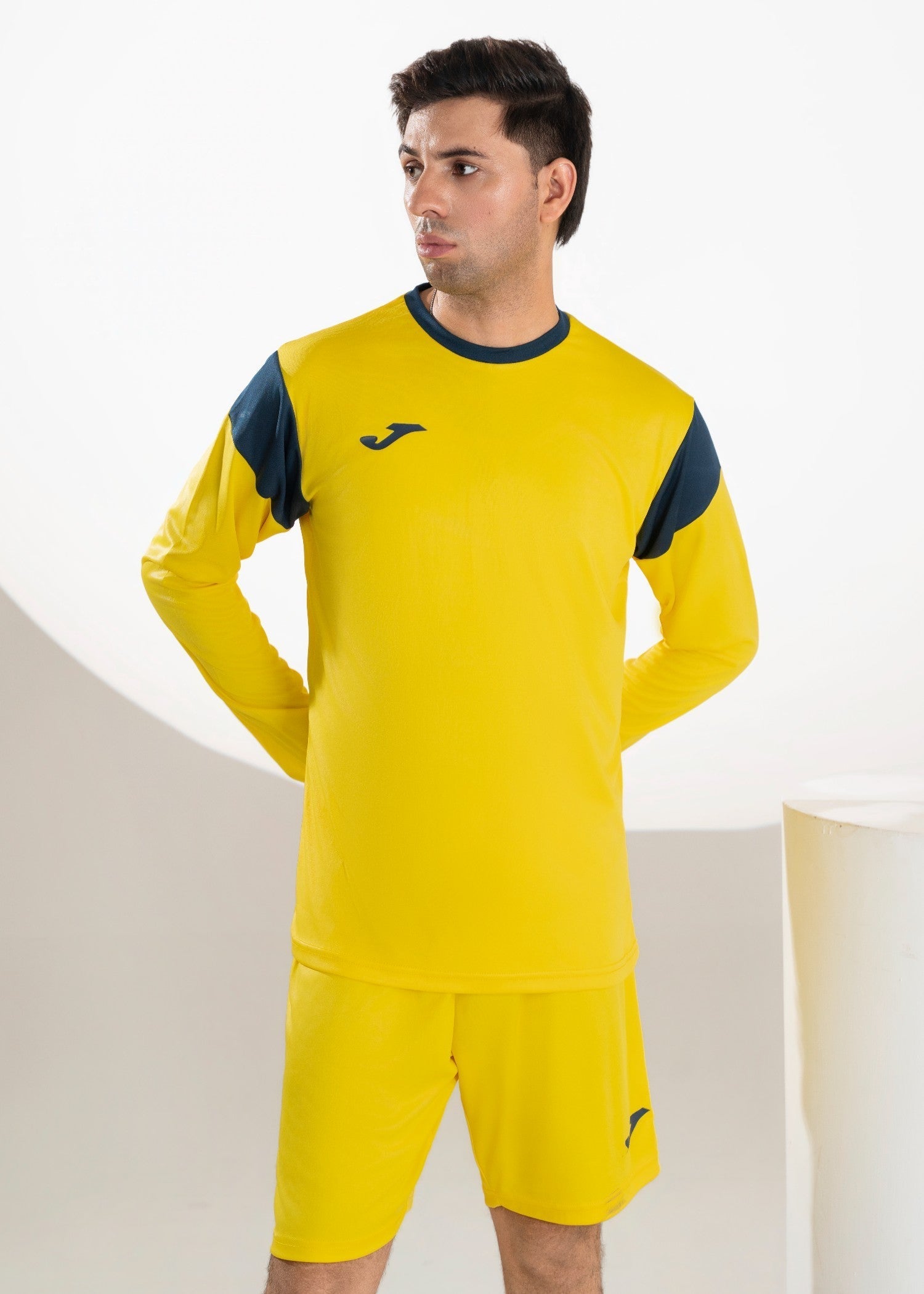 polyester nylon Tracksuit in Yellow