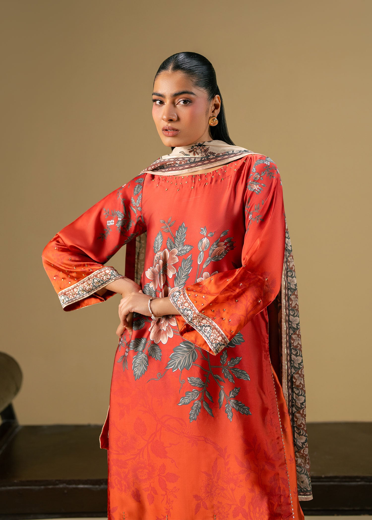 charmuse/shamooz Kurta Set in Orange