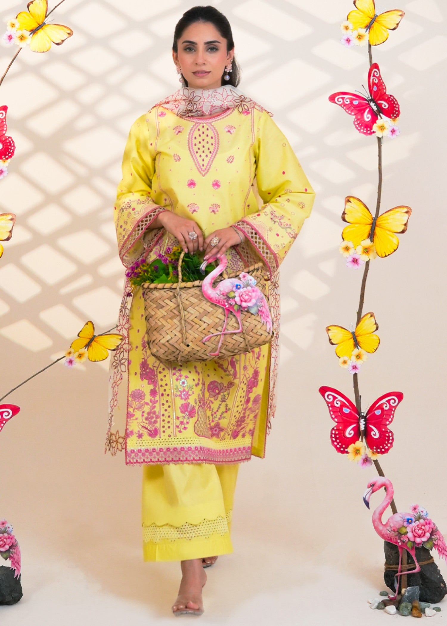 lawn Kurta Set in Pale yellow