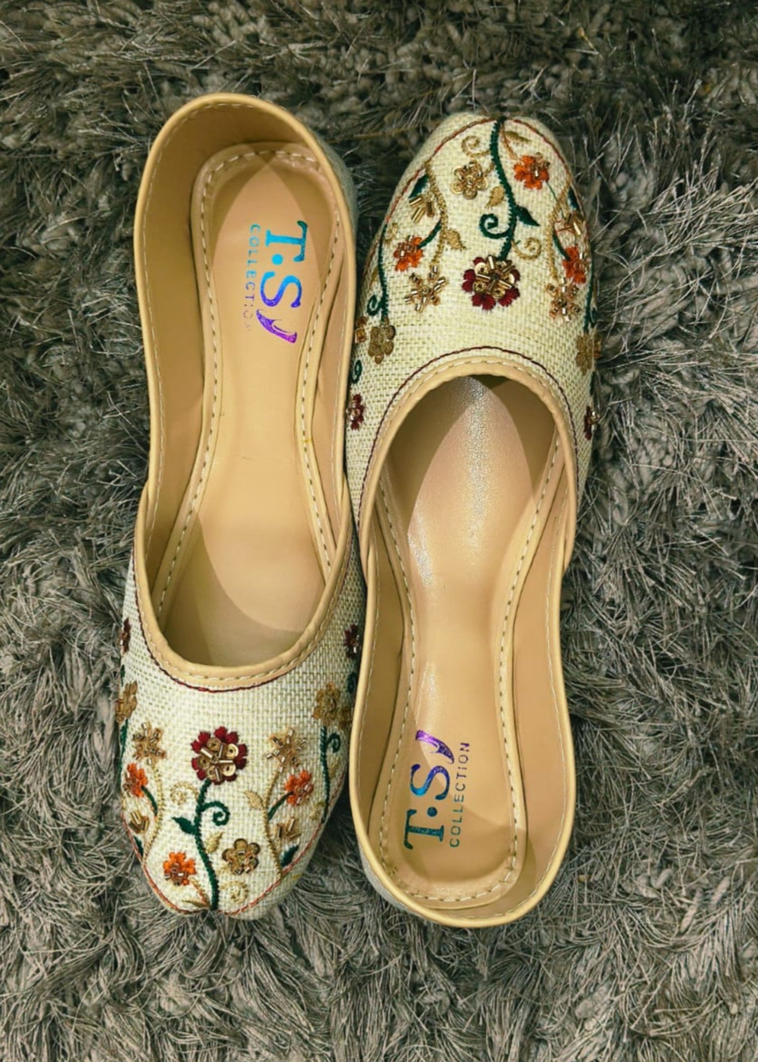 Khussa in Off-white by - High Quality Women Khussa NTG6597