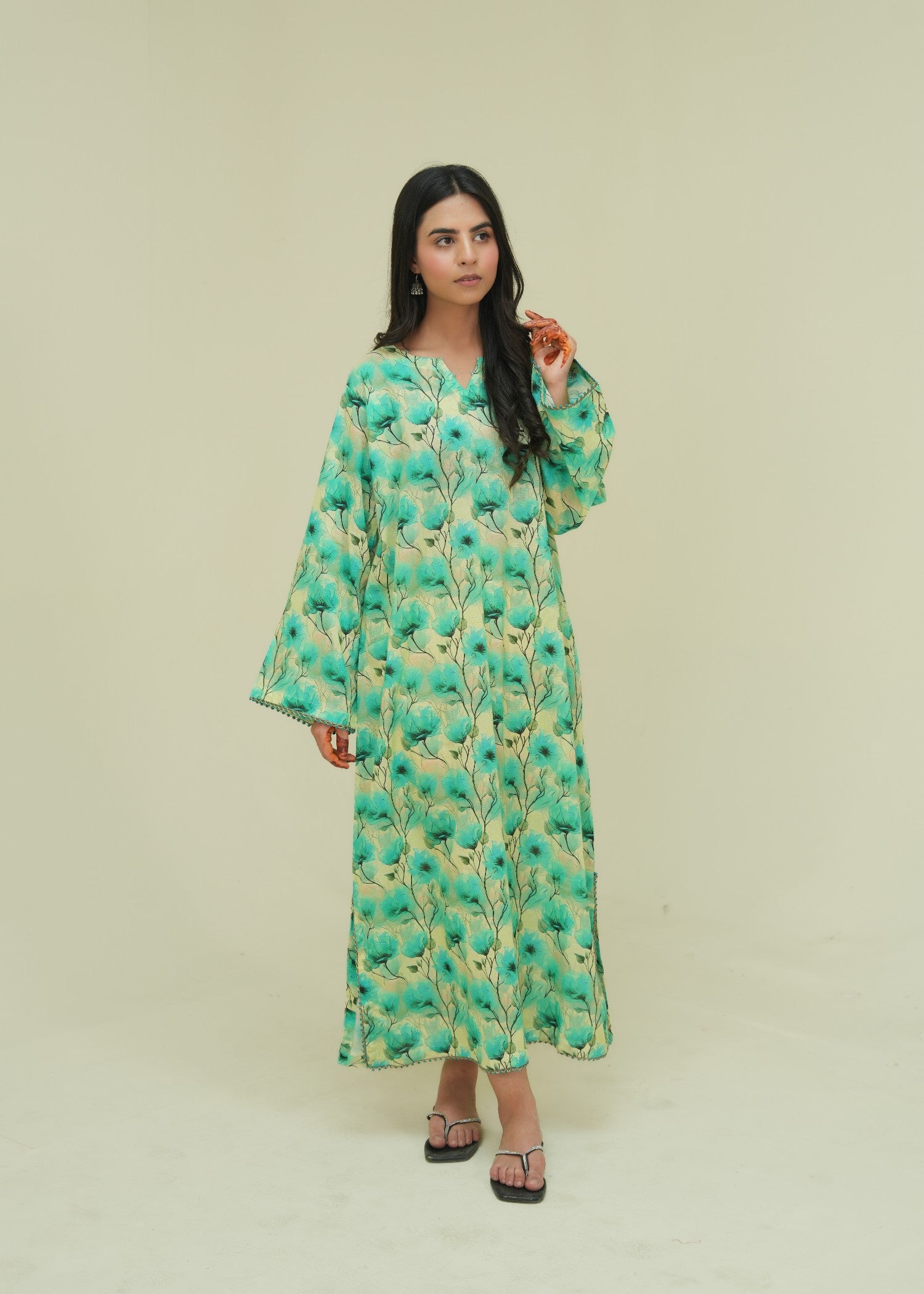 lawn Kaftan in Lime green