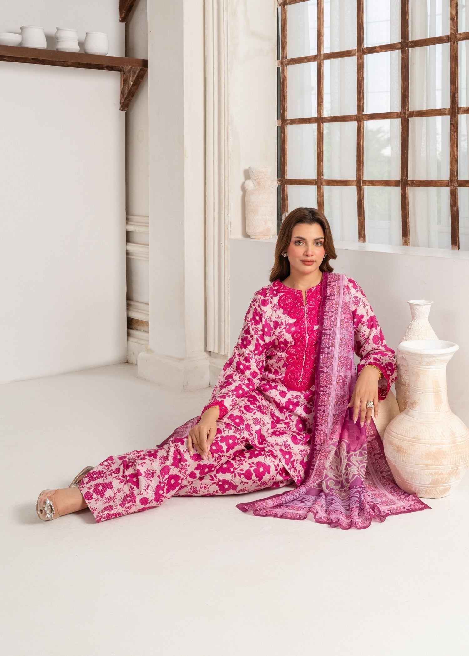 textured lawn Kurta Set in Shocking pink