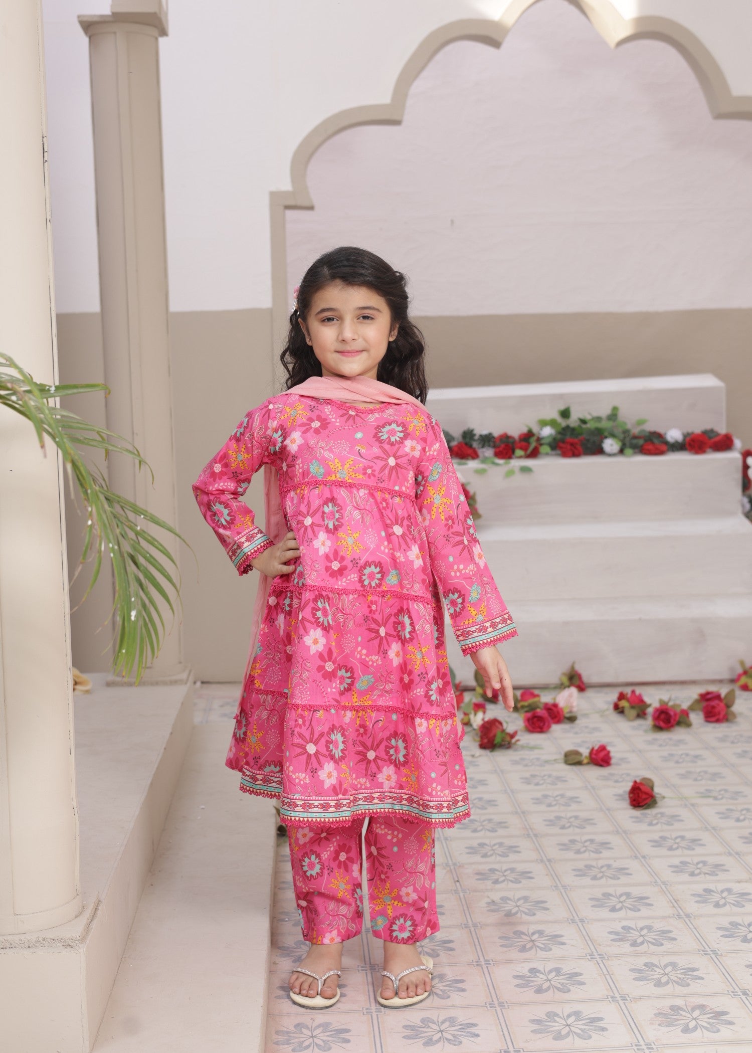 lawn Pishwas in Bubblegum pink