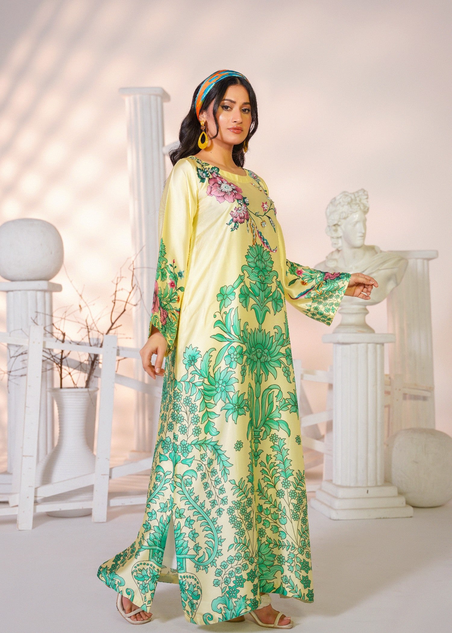 charmuse/shamooz Kaftan in Lemon chiffon