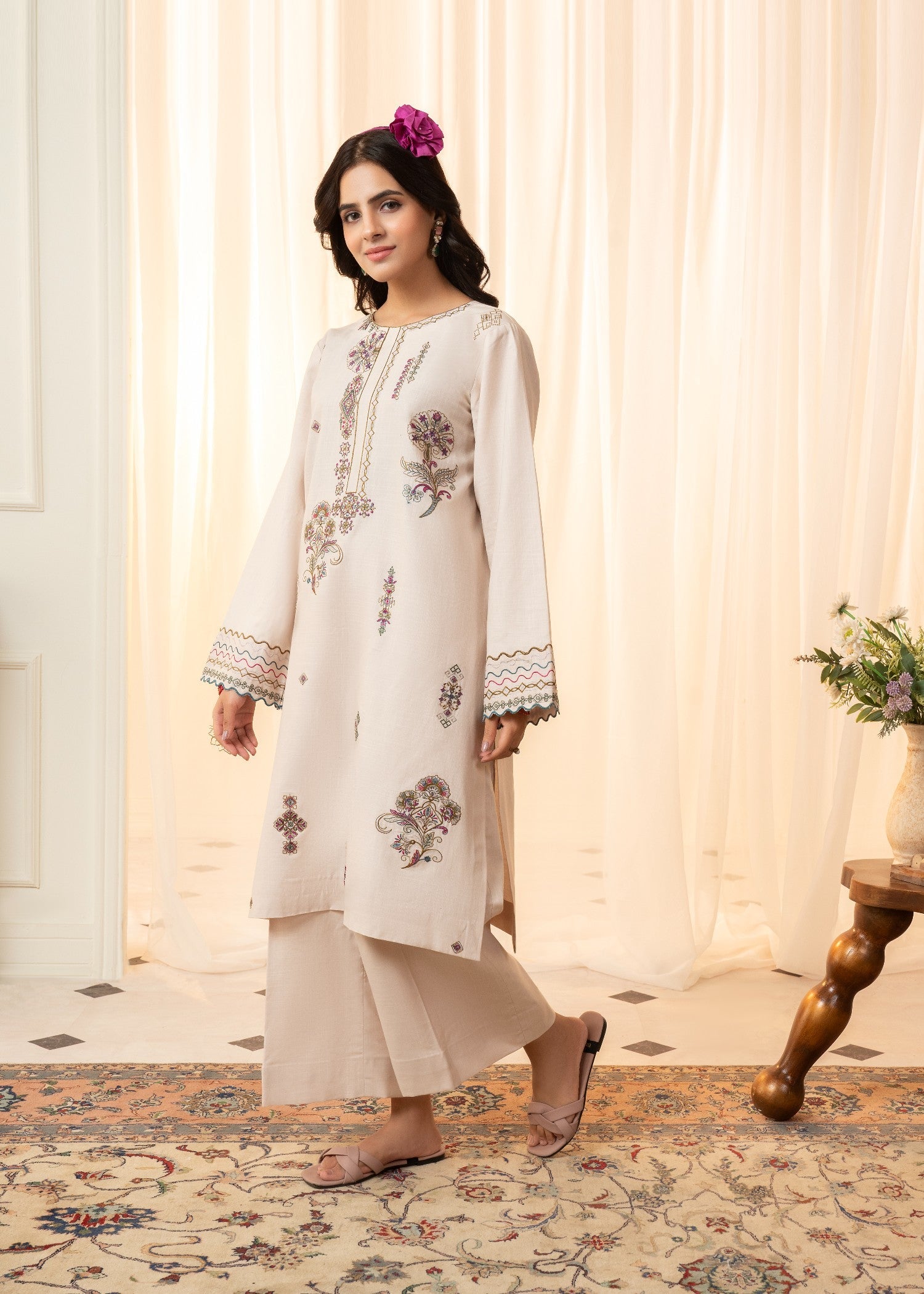 lawn cotton Kurta Set in Ghost white