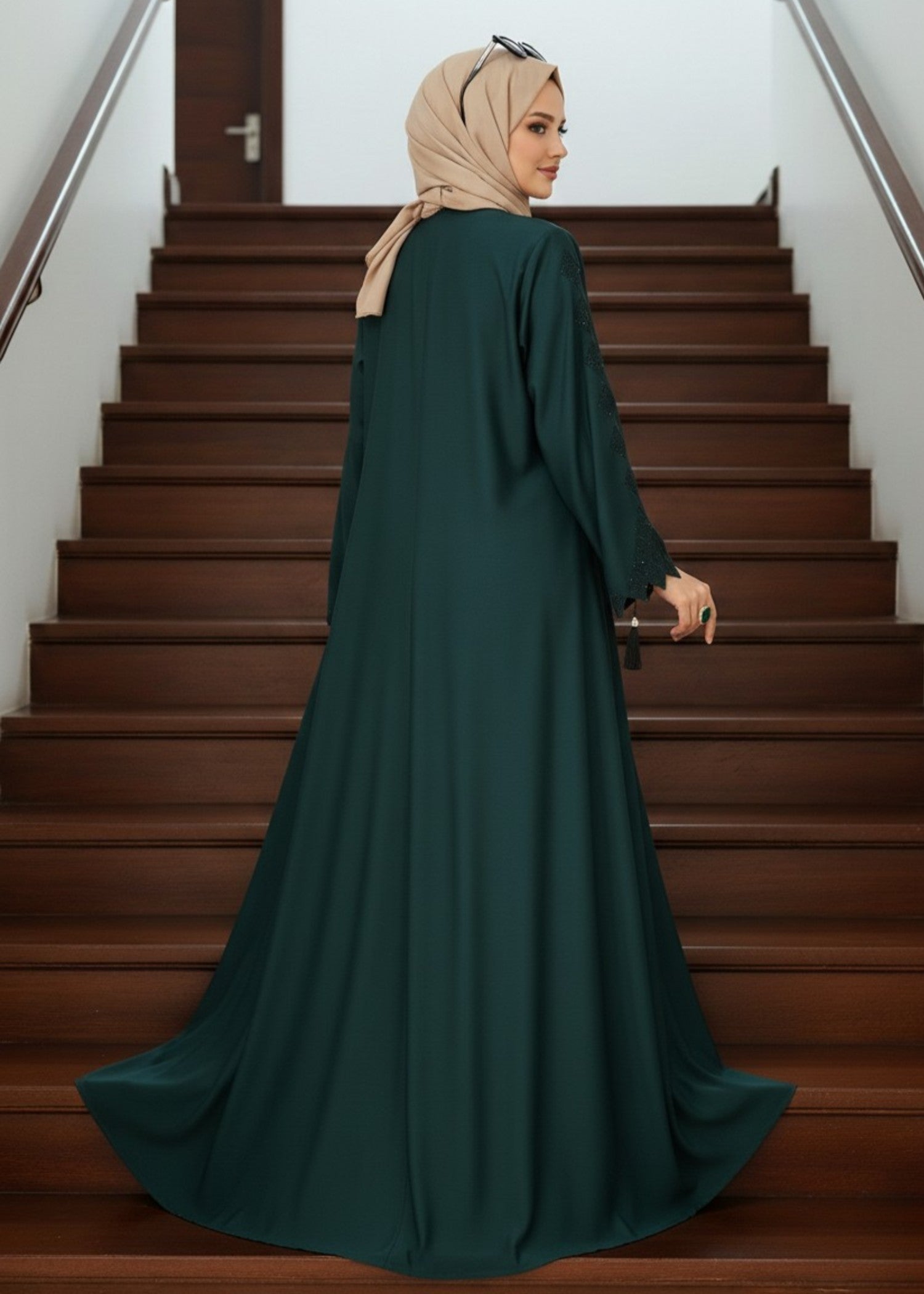 nidha Abaya in Dark green