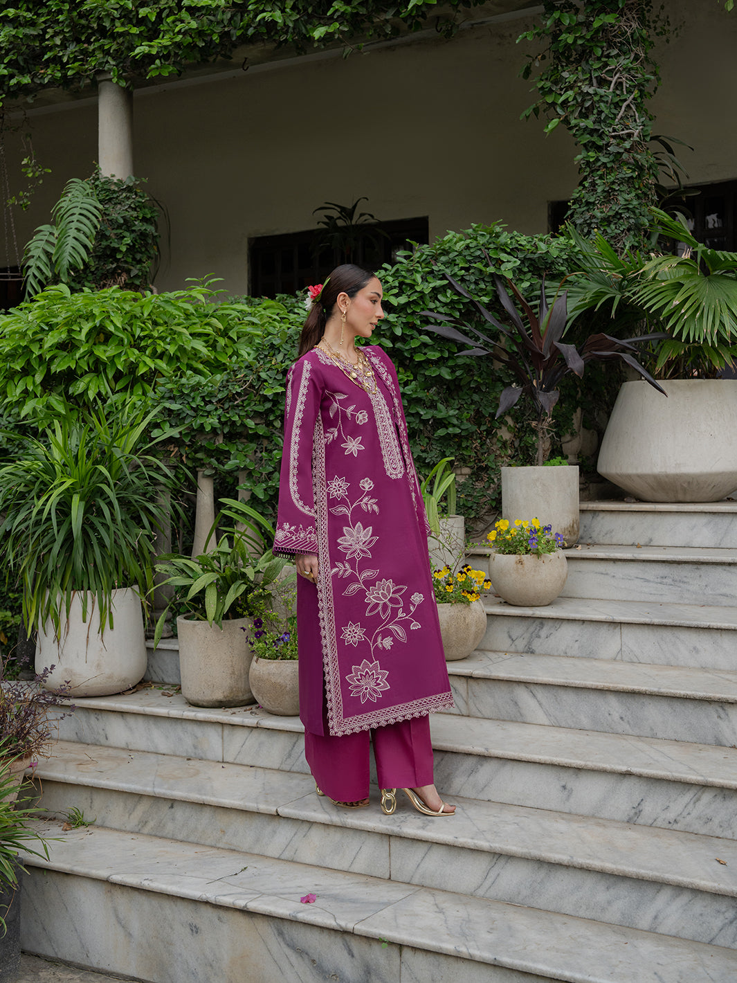 Amaya Lawn – MU-10