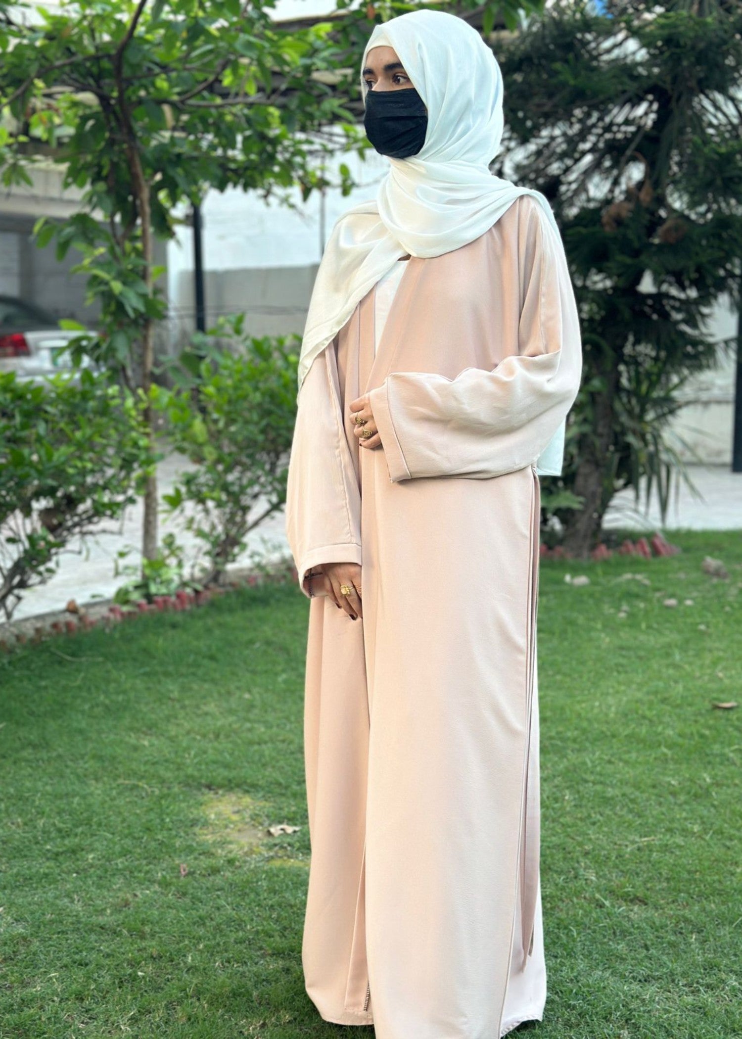thai silk Abaya in Beige, off-white