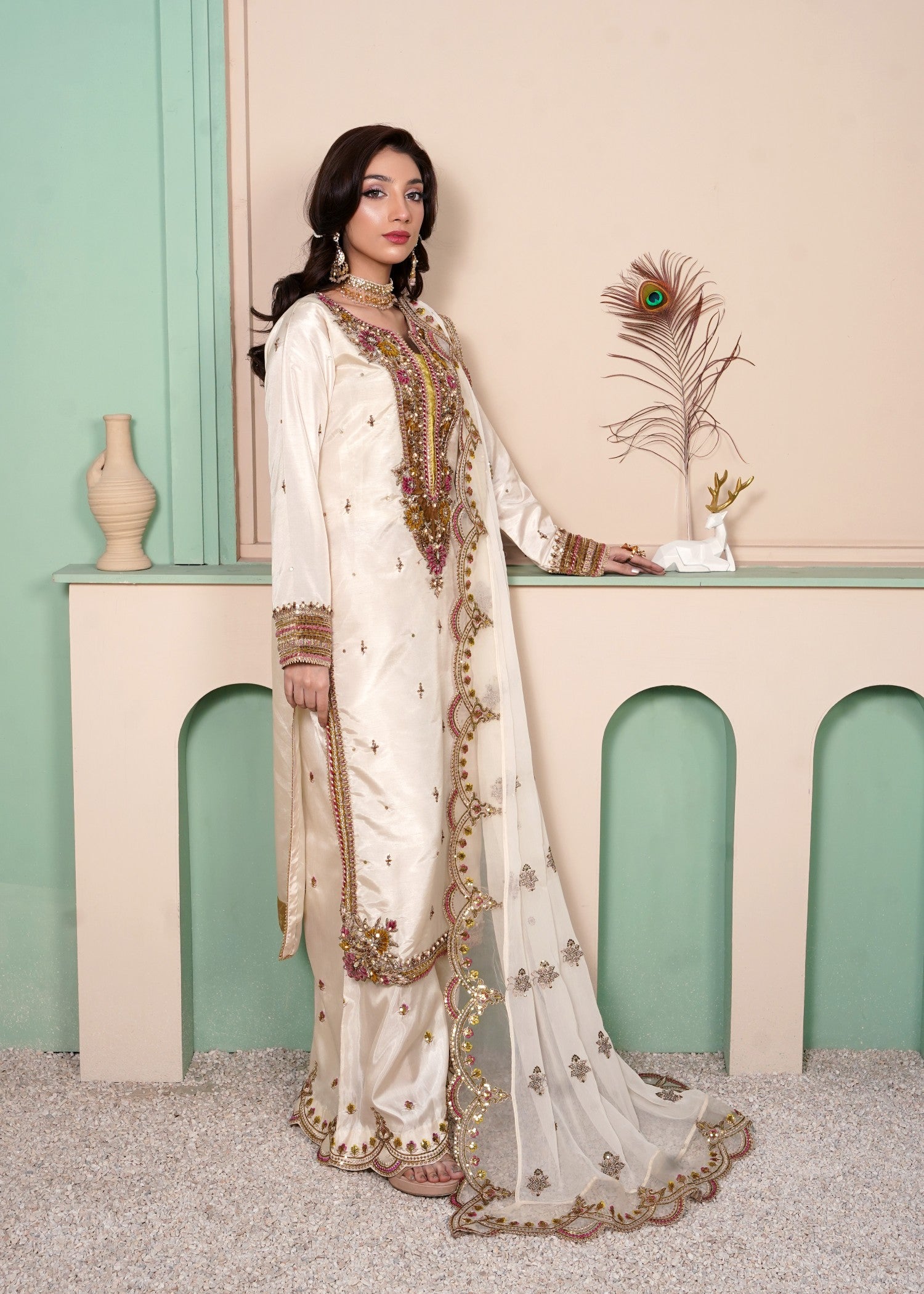 tussar silk Kurta Set in Floral white