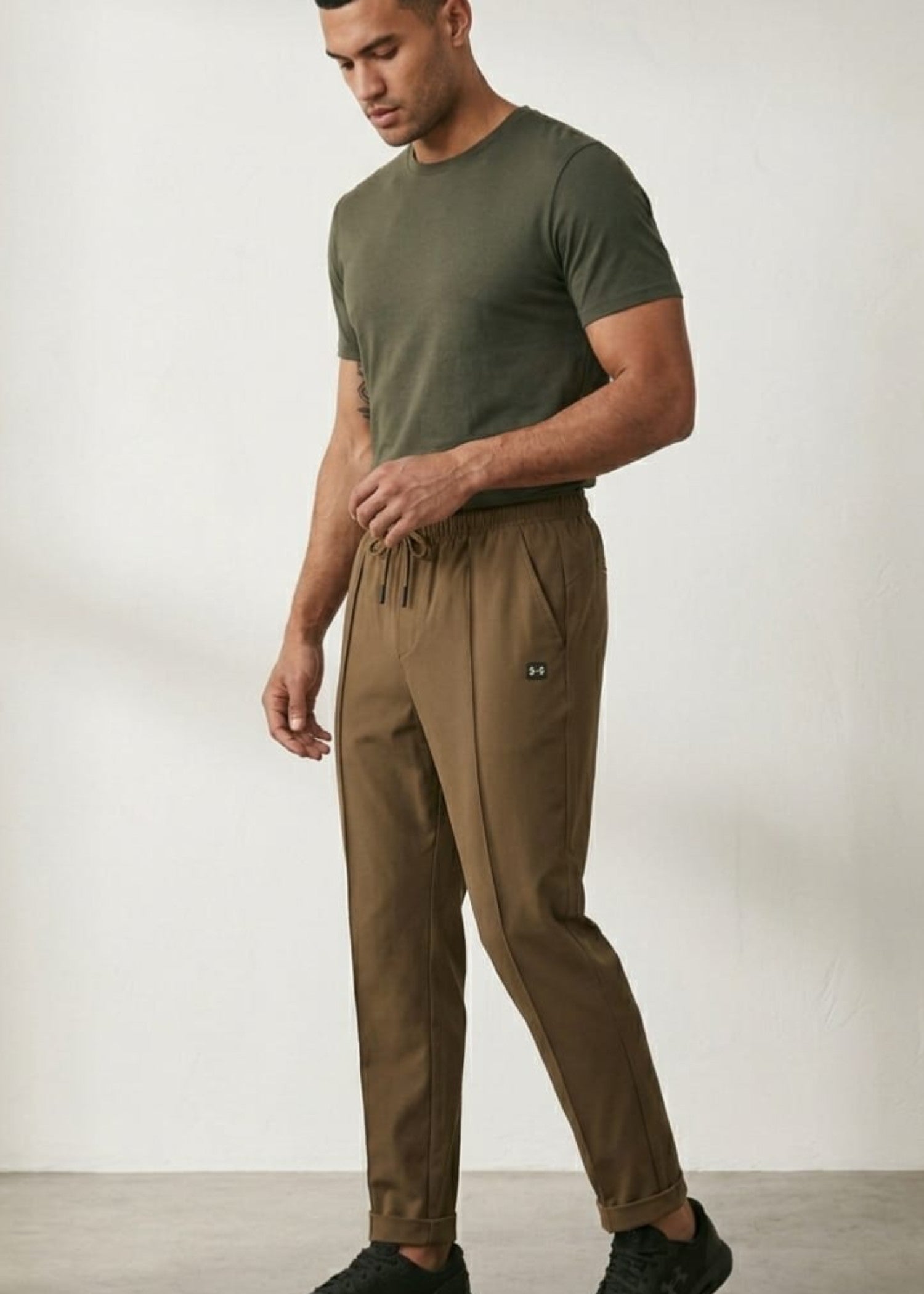 cotton Trousers in Brown