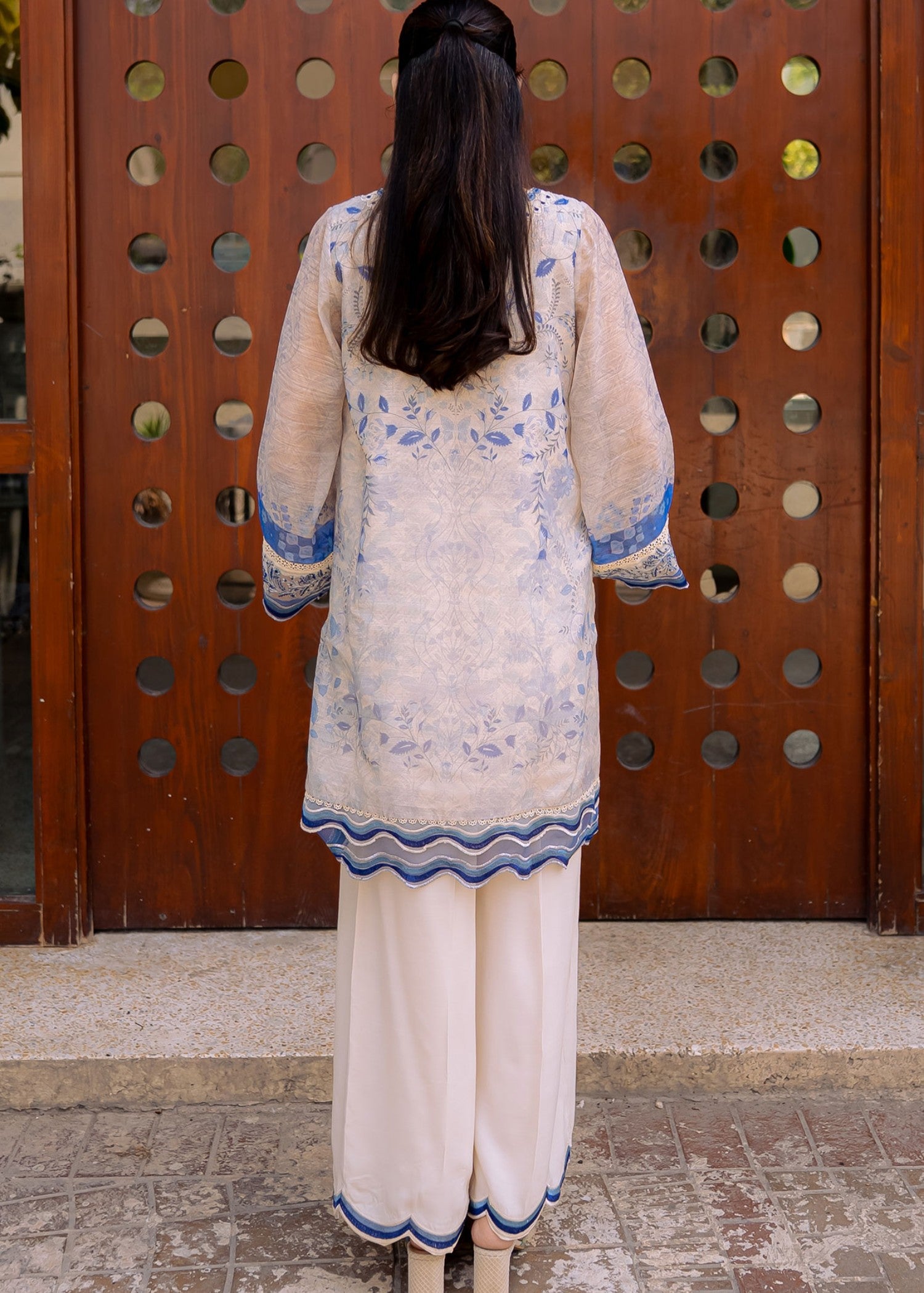 manaar Kurta Set in Dark blue, pastel grey