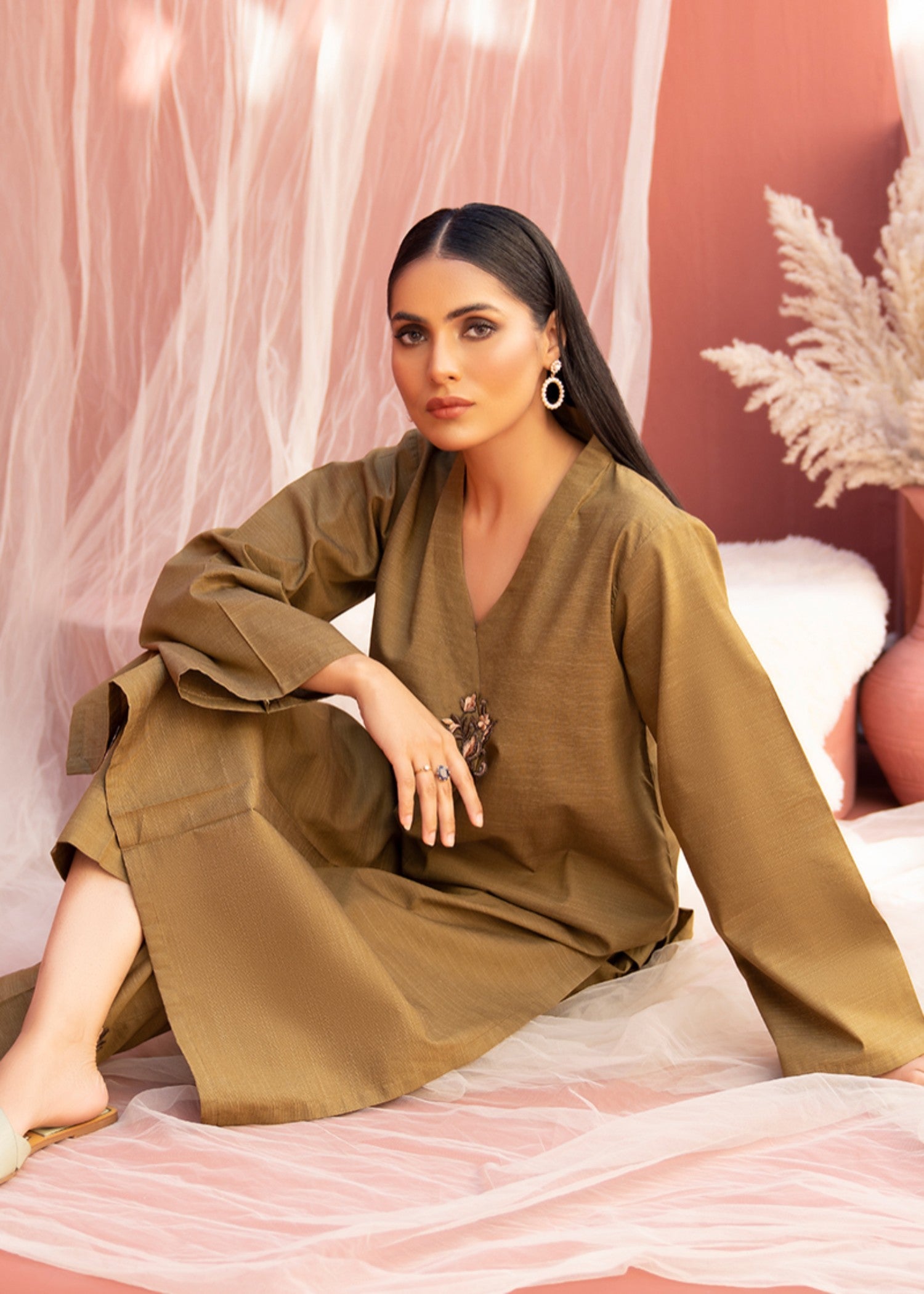 slub cambric Kurta Set in Olive green
