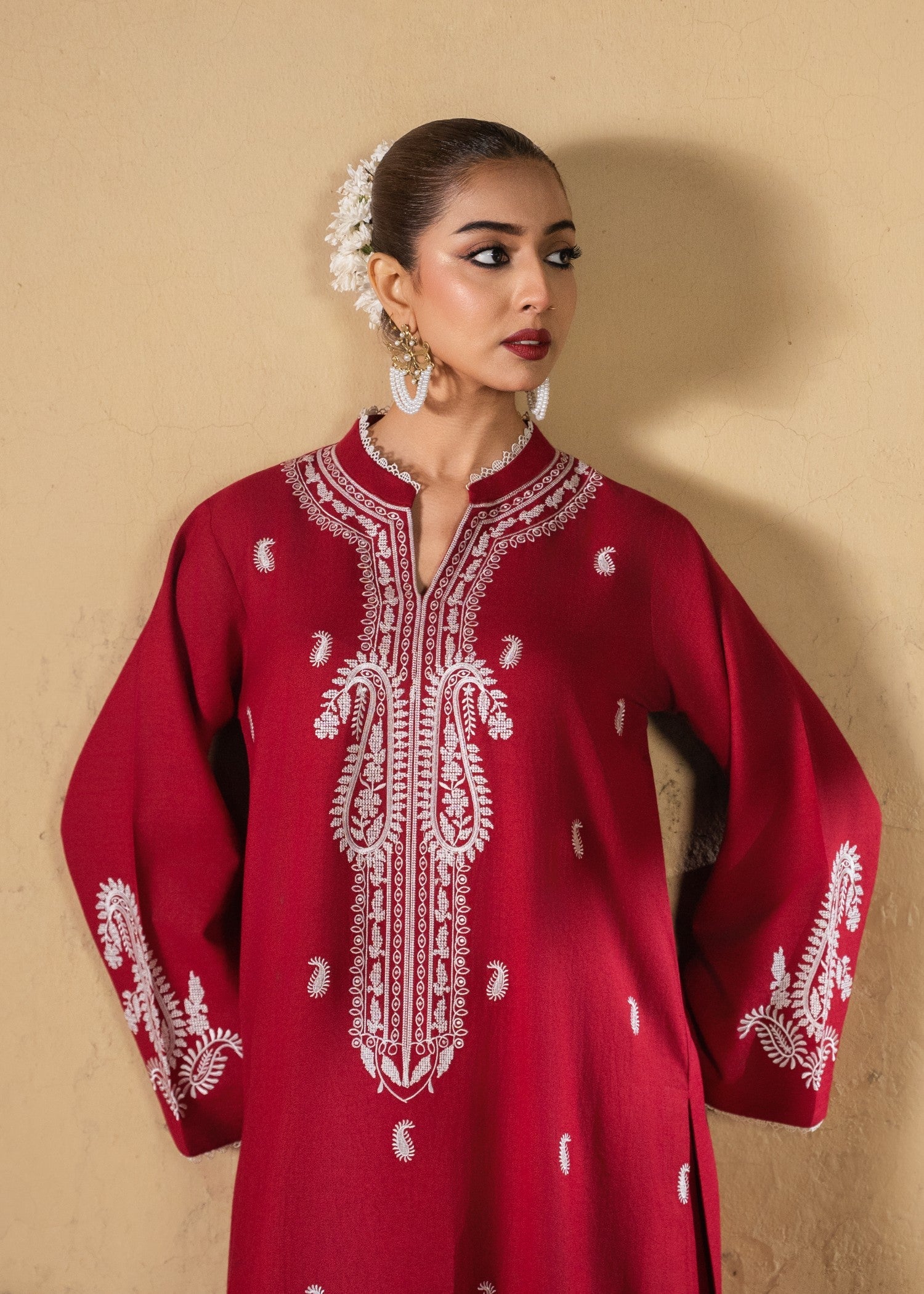 dhanak Kurta Set in Crimson