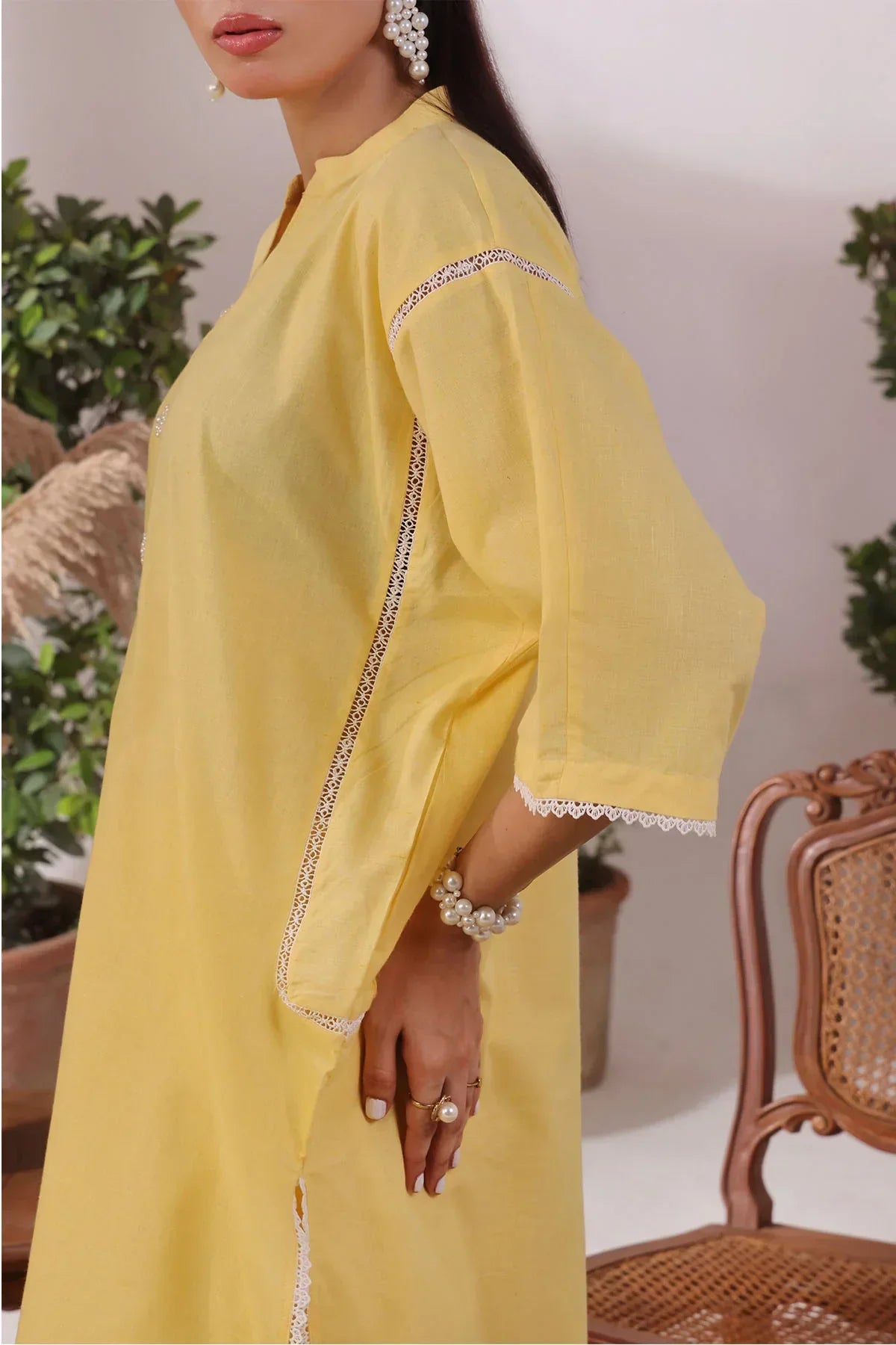 lawn Kurta Set in Blonde