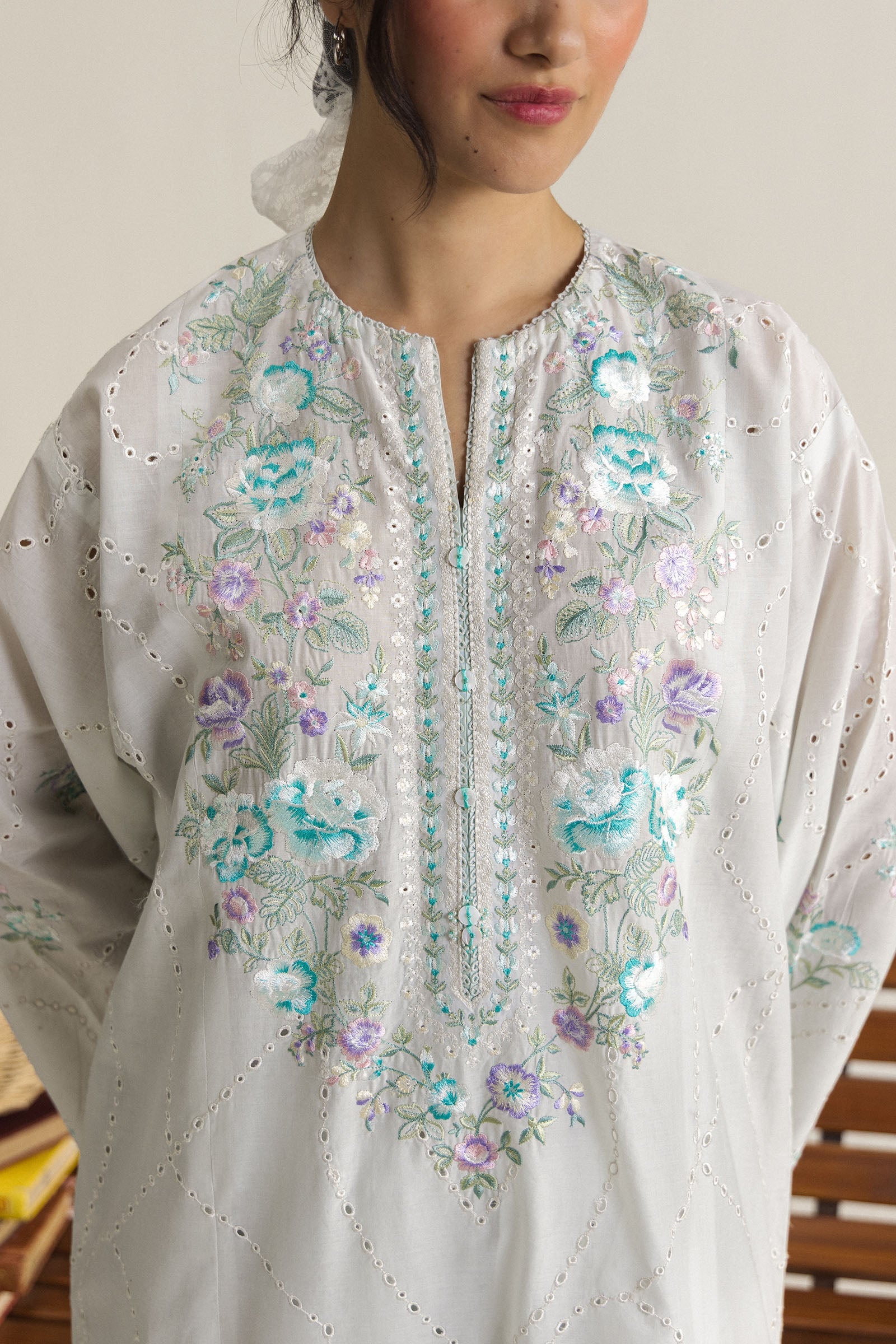 Coco Lawn Edit II – Lune-2A