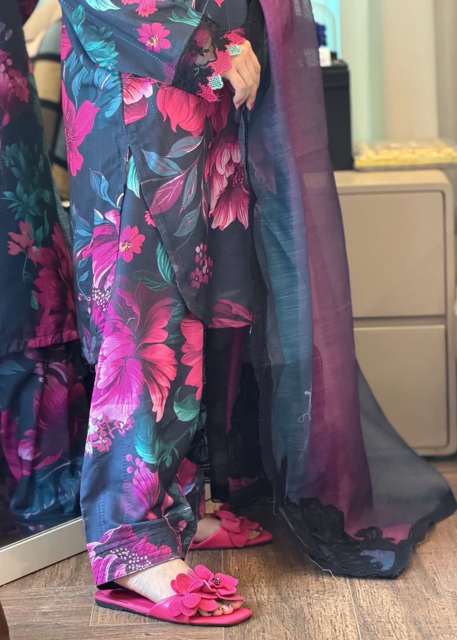 lawn Kurta Set in Black, shocking pink