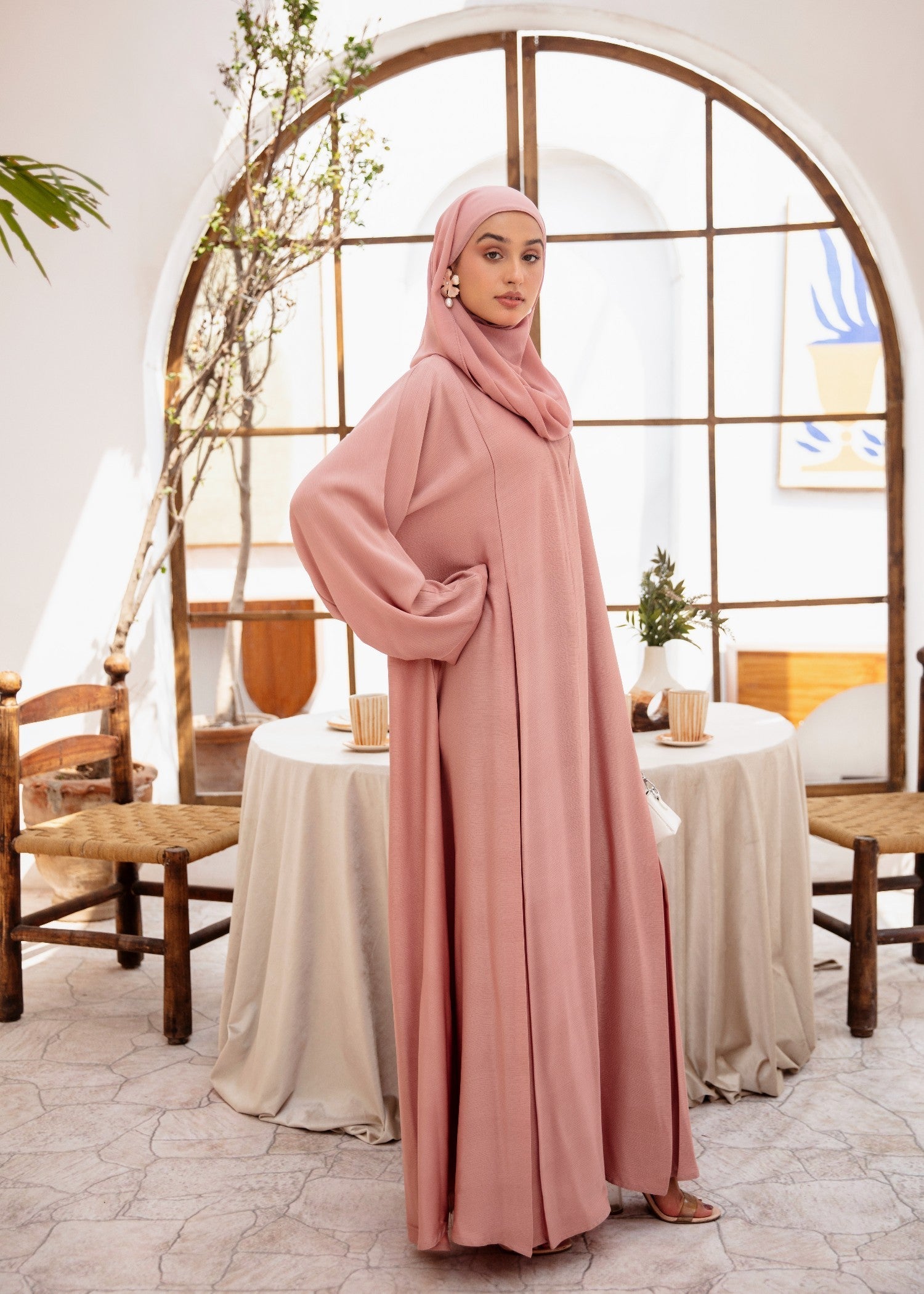 nidha Abaya in Blush pink